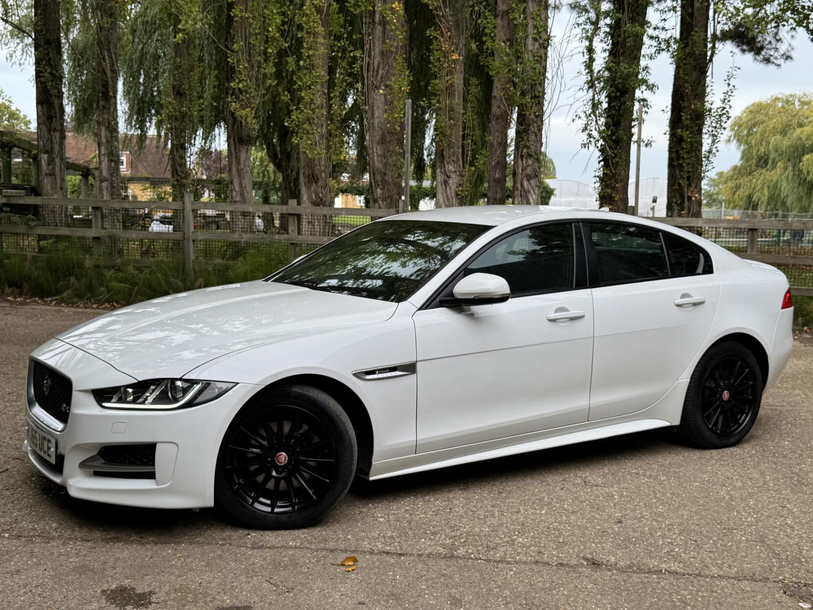 Jaguar XE 2.0d R-Sport Saloon 4dr Diesel Manual Euro 6 (s/s) (163 ps)