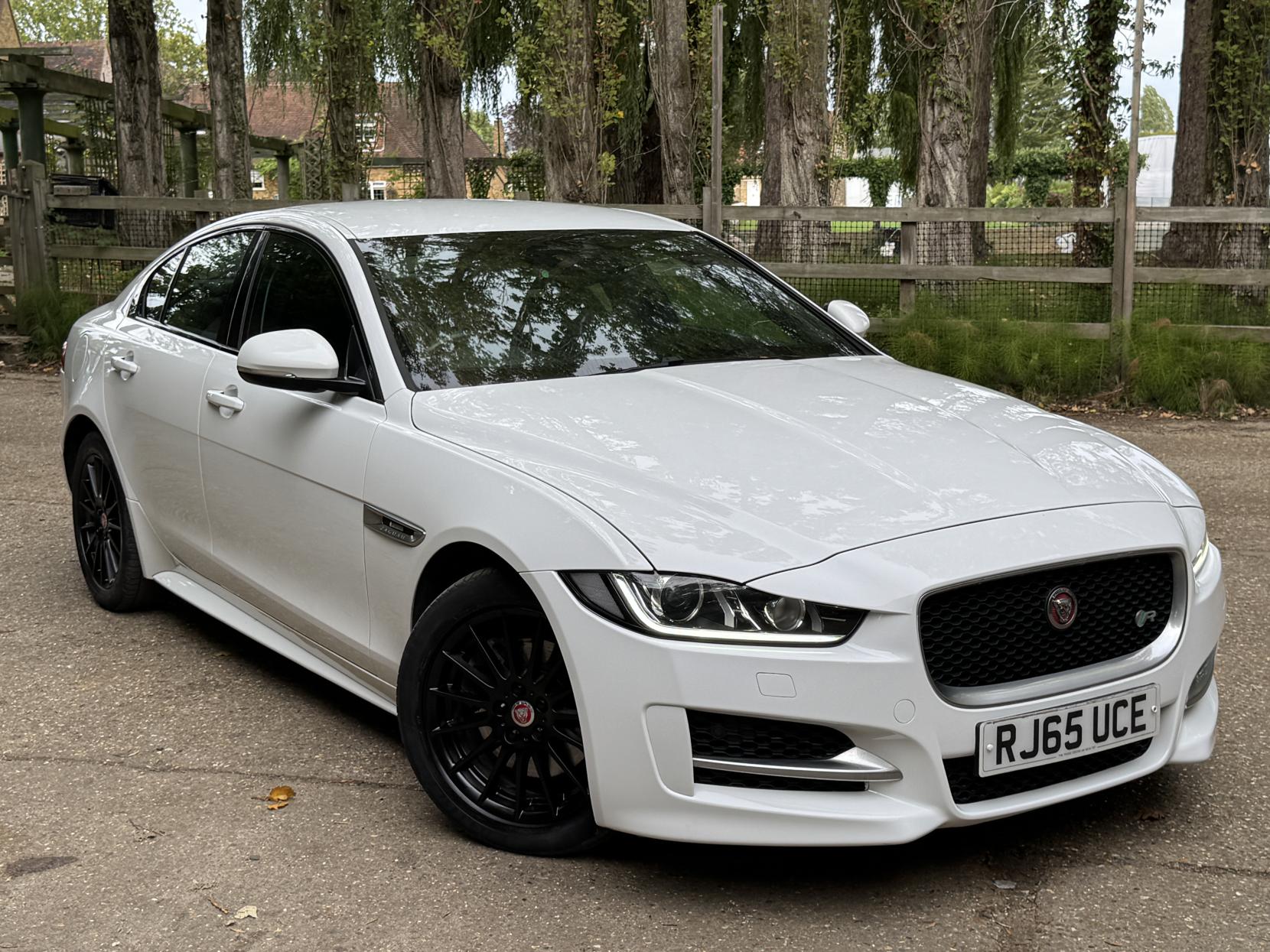 Jaguar XE 2.0d R-Sport Saloon 4dr Diesel Manual Euro 6 (s/s) (163 ps)
