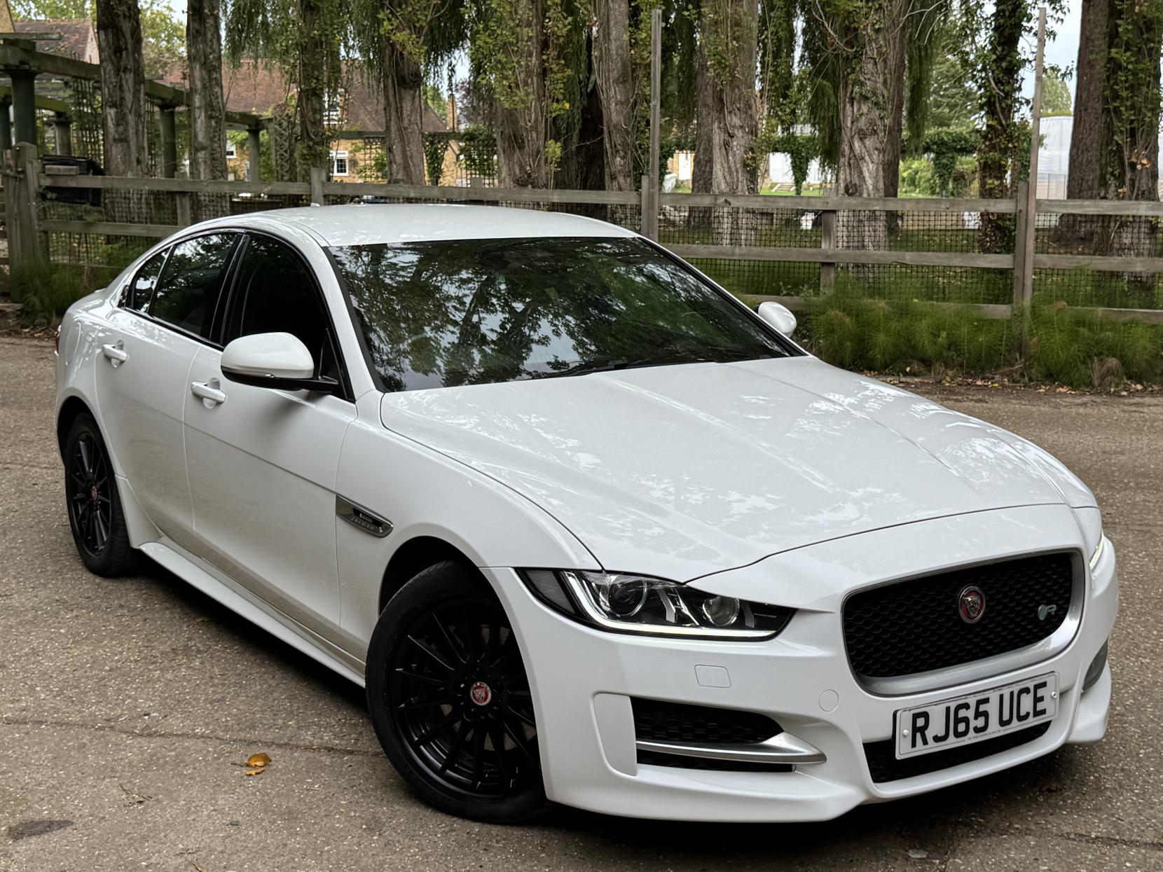 Jaguar XE 2.0d R-Sport Saloon 4dr Diesel Manual Euro 6 (s/s) (163 ps)