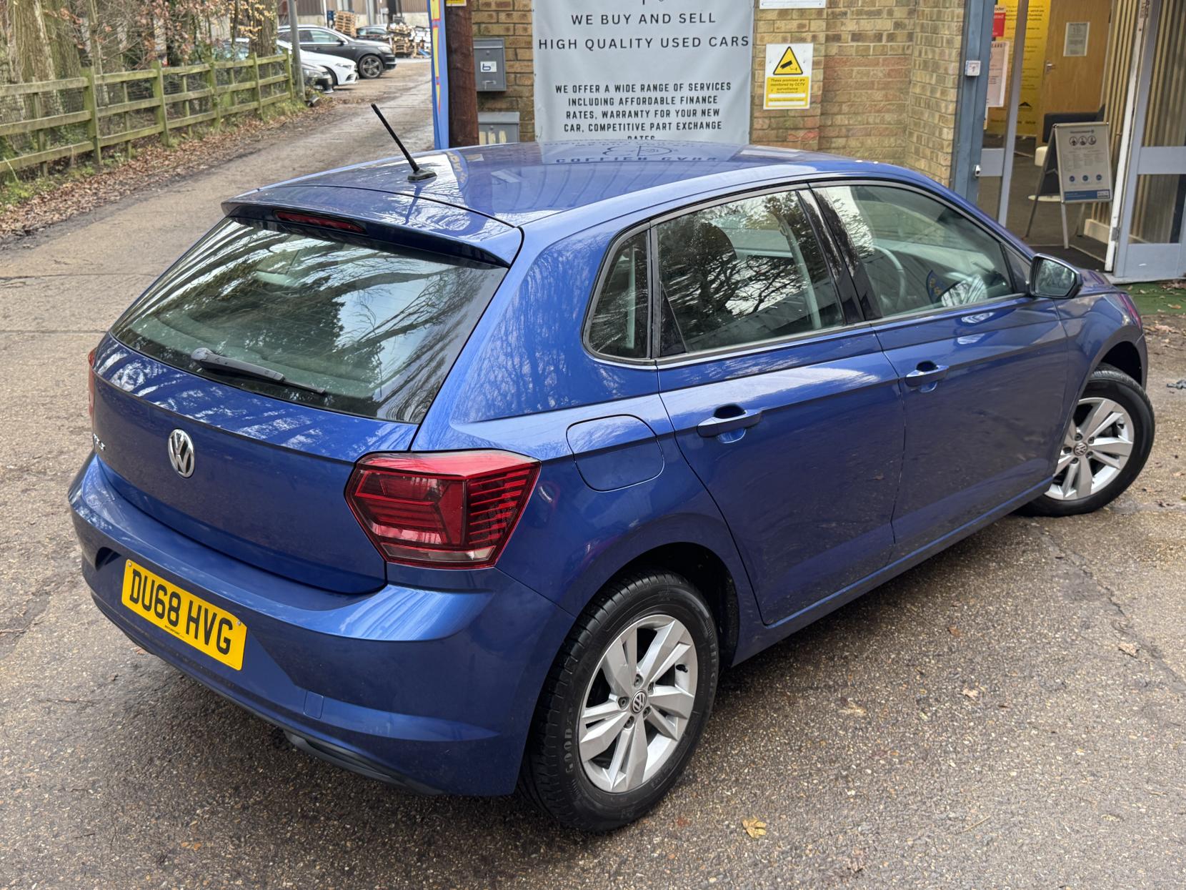 Volkswagen Polo 1.0 SE Hatchback 5dr Petrol Manual Euro 6 (s/s) (75 ps)