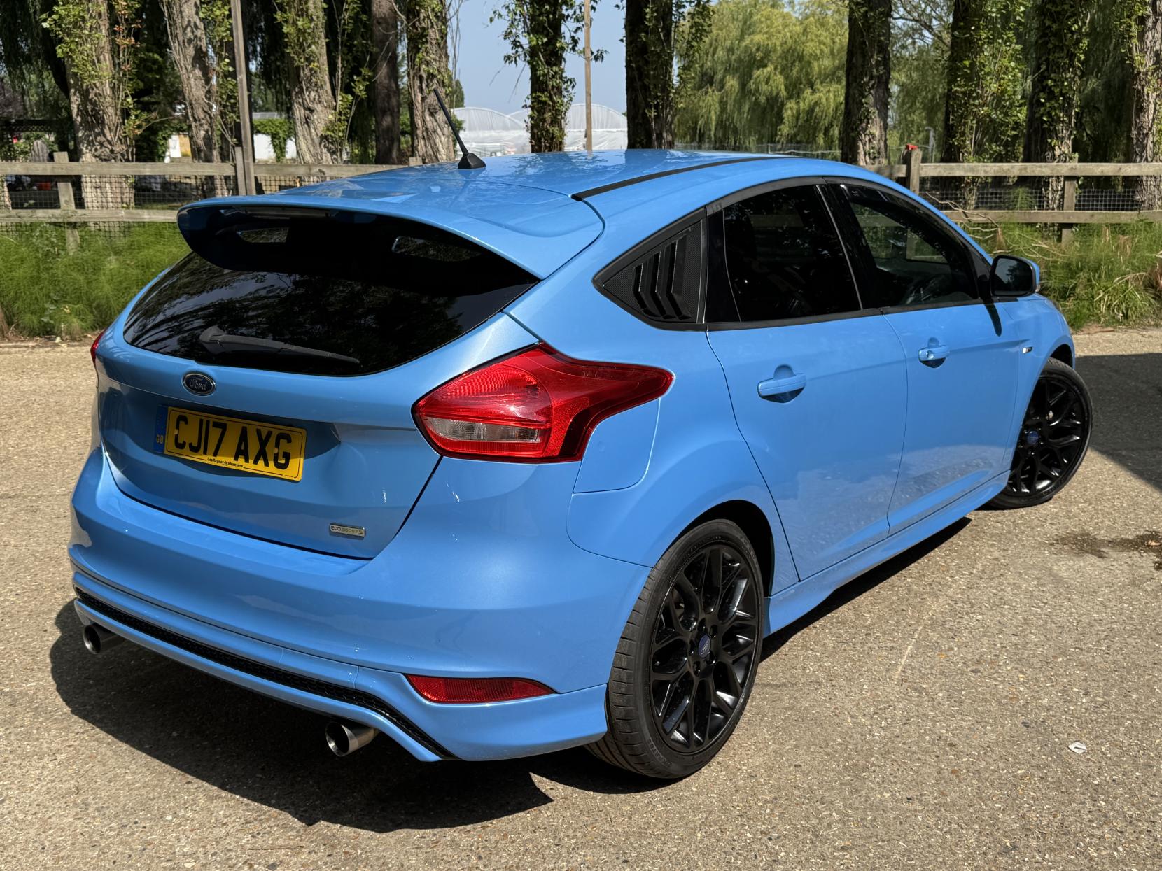 Ford Focus 1.0T EcoBoost ST-Line Hatchback 5dr Petrol Manual Euro 6 (s/s) (125 ps)
