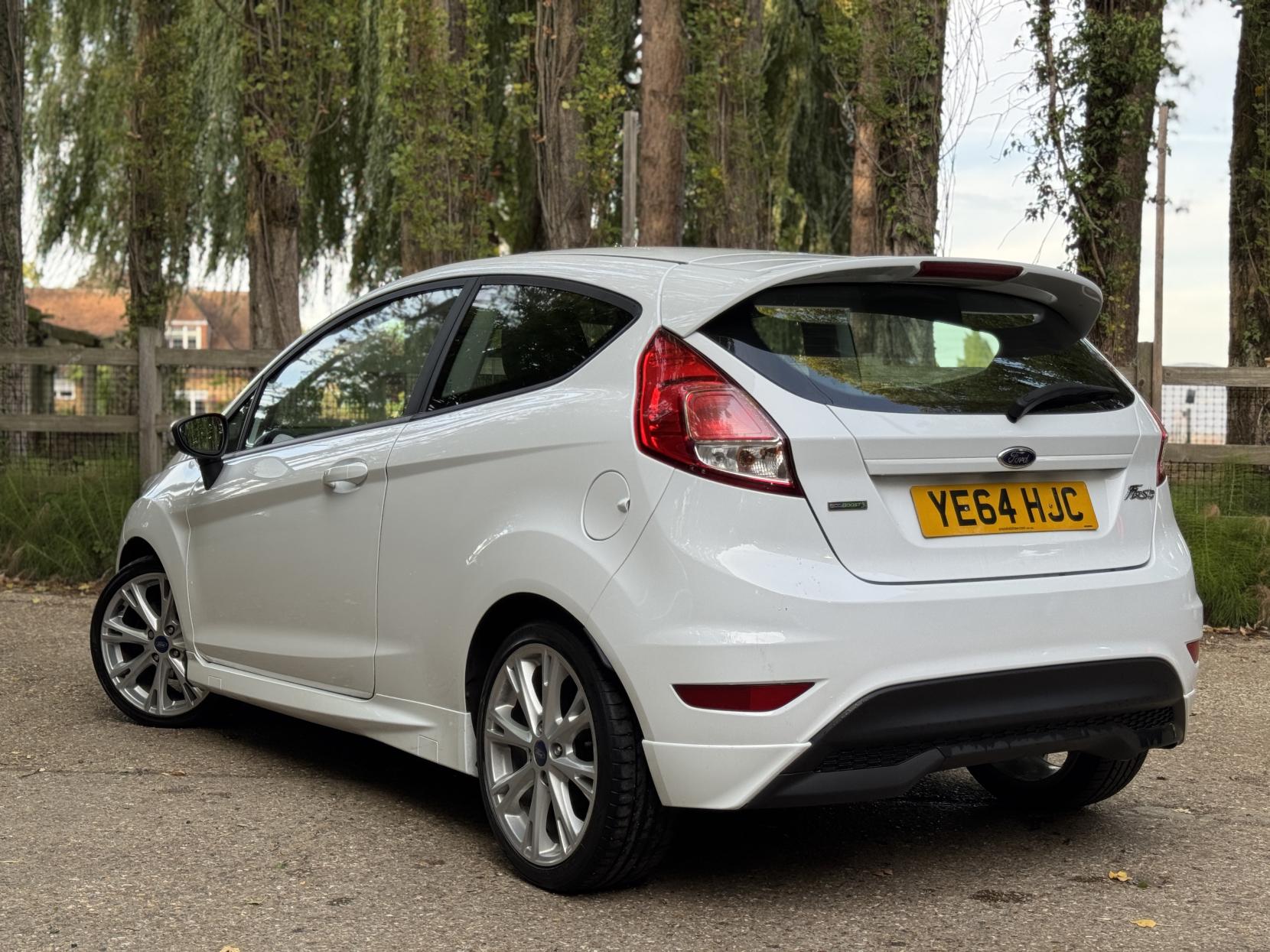 Ford Fiesta 1.0T EcoBoost Zetec S Hatchback 3dr Petrol Manual Euro 5 (s/s) (125 ps)