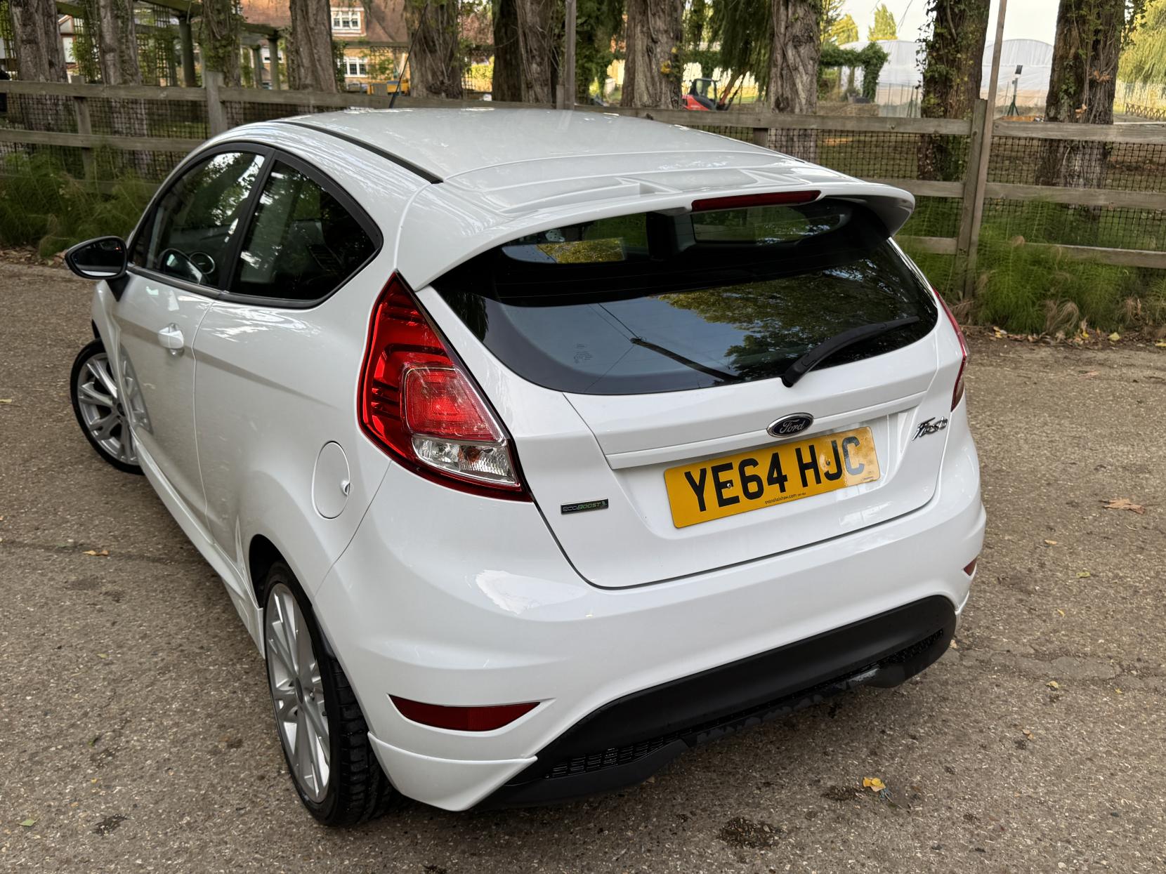 Ford Fiesta 1.0T EcoBoost Zetec S Hatchback 3dr Petrol Manual Euro 5 (s/s) (125 ps)