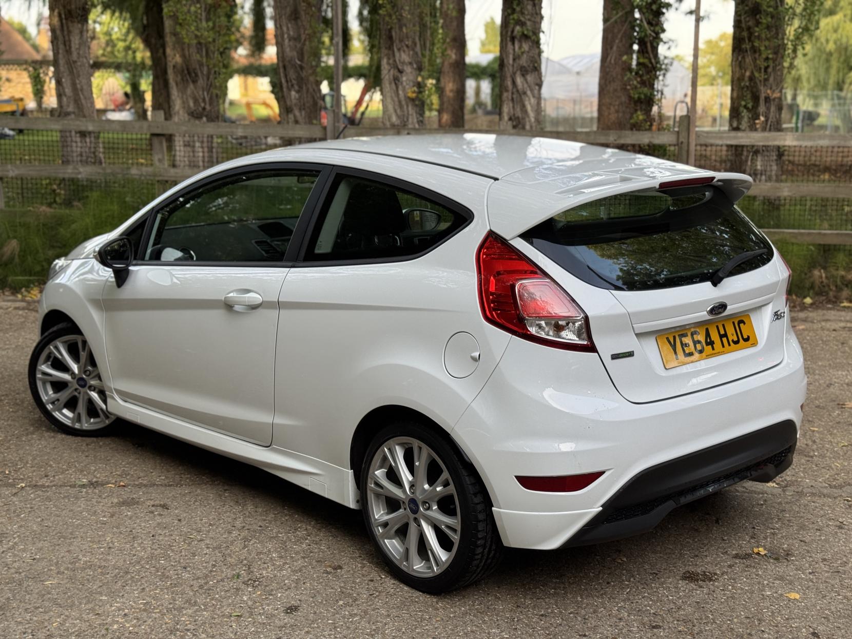 Ford Fiesta 1.0T EcoBoost Zetec S Hatchback 3dr Petrol Manual Euro 5 (s/s) (125 ps)