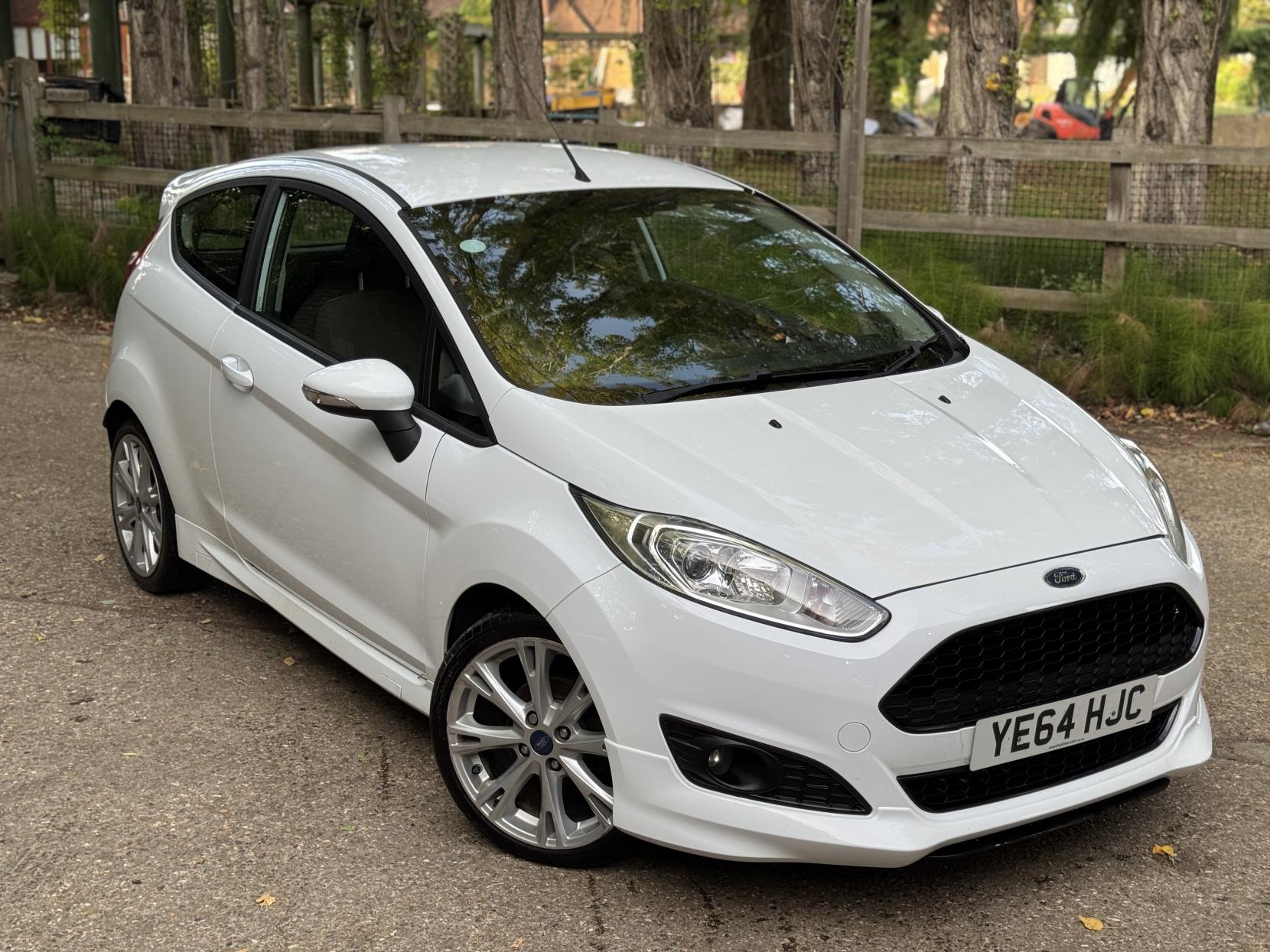 Ford Fiesta 1.0T EcoBoost Zetec S Hatchback 3dr Petrol Manual Euro 5 (s/s) (125 ps)