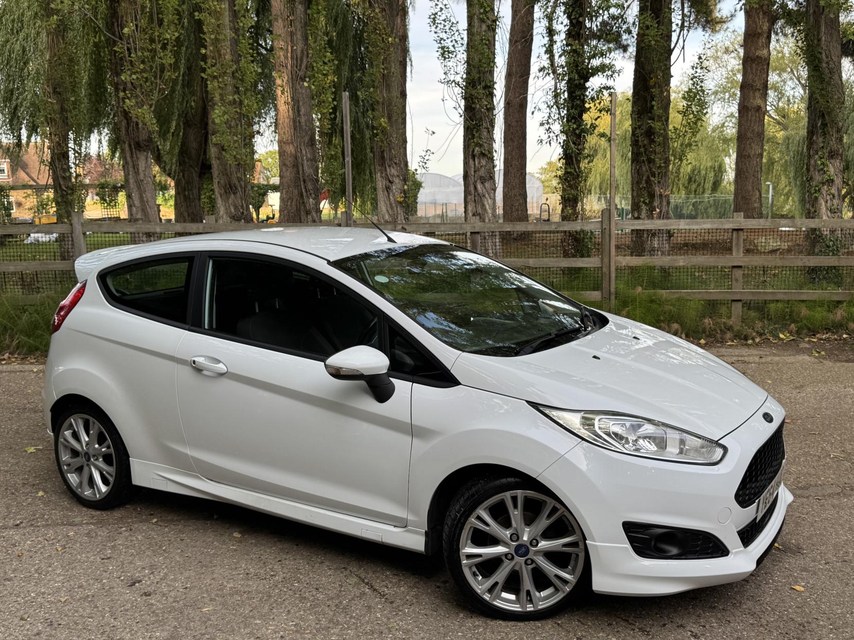 Ford Fiesta 1.0T EcoBoost Zetec S Hatchback 3dr Petrol Manual Euro 5 (s/s) (125 ps)