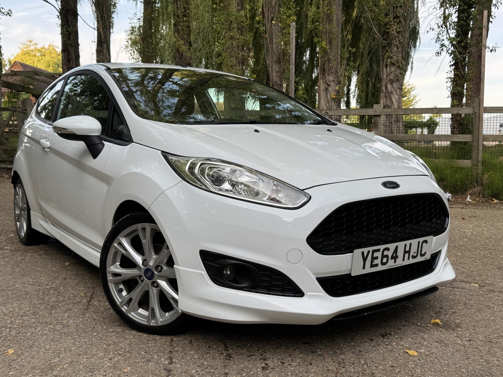 Ford Fiesta 1.0T EcoBoost Zetec S Hatchback 3dr Petrol Manual Euro 5 (s/s) (125 ps)