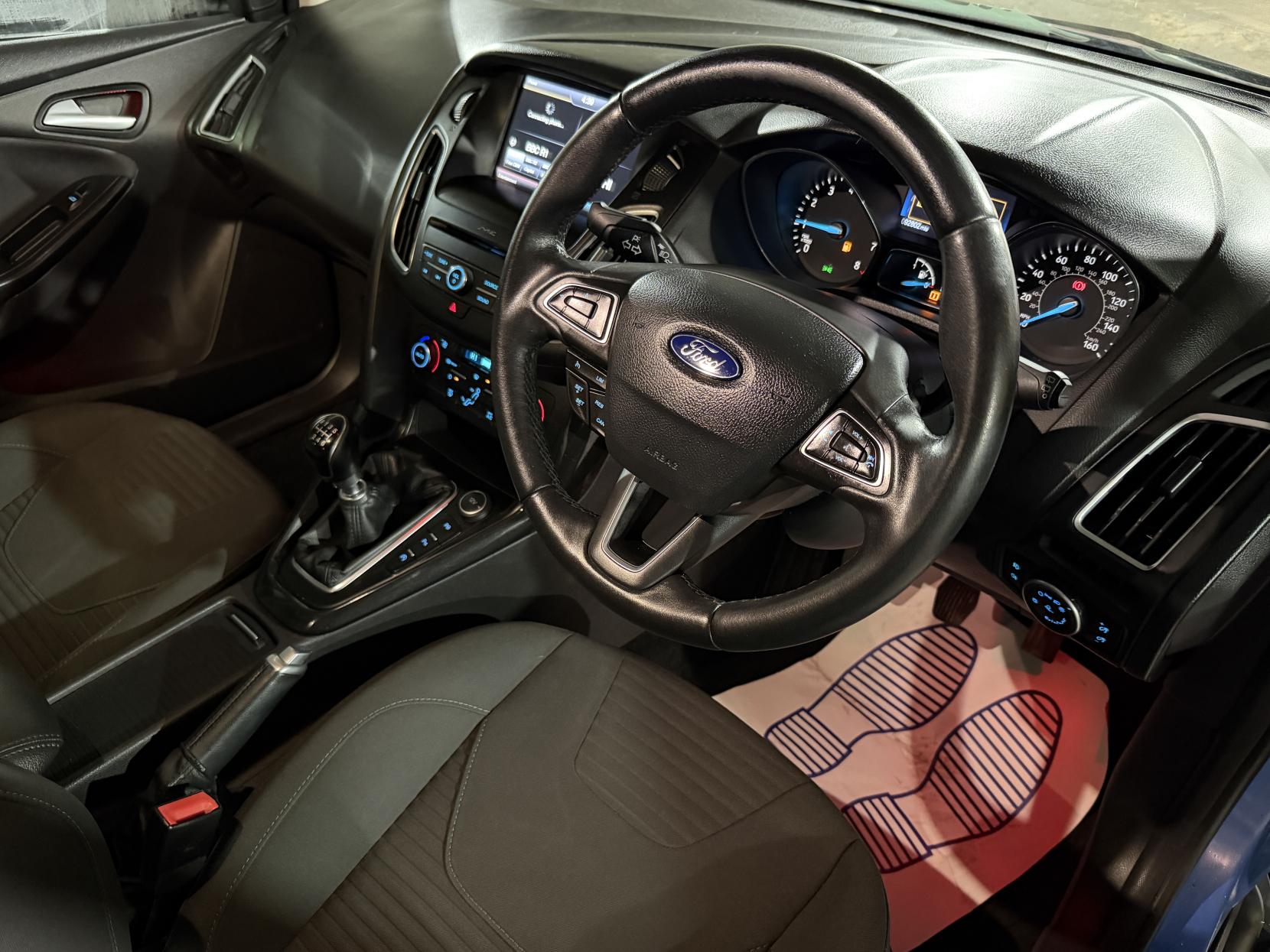 Ford Focus 1.0T EcoBoost Titanium Hatchback 5dr Petrol Manual Euro 6 (s/s) (125 ps)