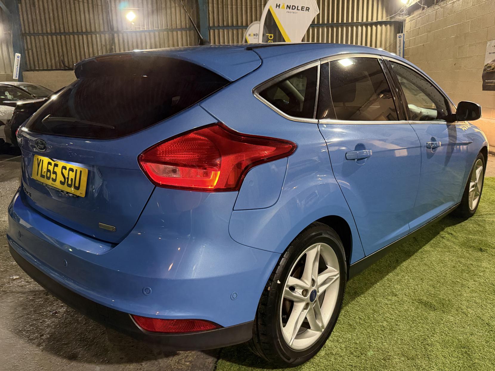 Ford Focus 1.0T EcoBoost Titanium Hatchback 5dr Petrol Manual Euro 6 (s/s) (125 ps)