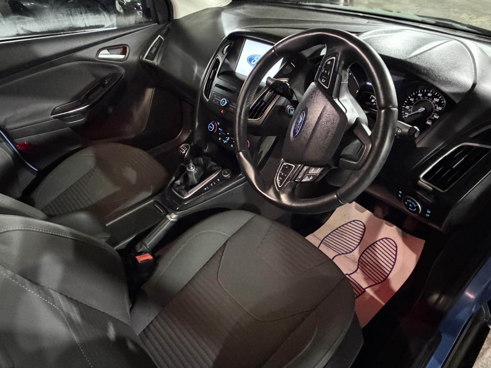 Ford Focus 1.0T EcoBoost Titanium Hatchback 5dr Petrol Manual Euro 6 (s/s) (125 ps)