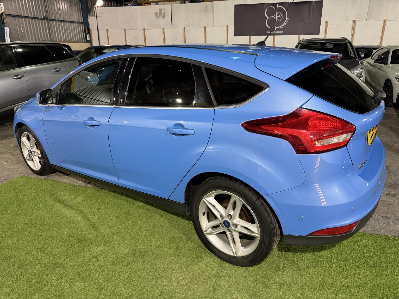 Ford Focus 1.0T EcoBoost Titanium Hatchback 5dr Petrol Manual Euro 6 (s/s) (125 ps)