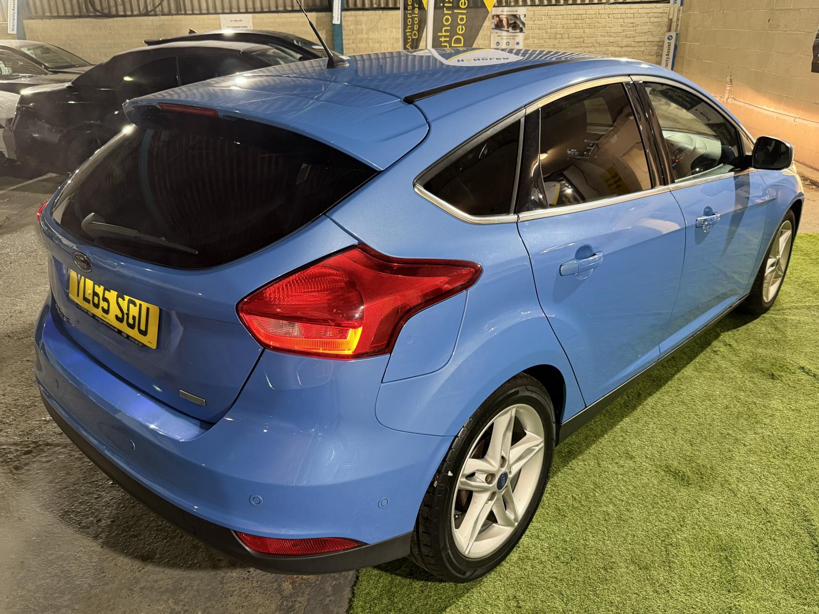 Ford Focus 1.0T EcoBoost Titanium Hatchback 5dr Petrol Manual Euro 6 (s/s) (125 ps)