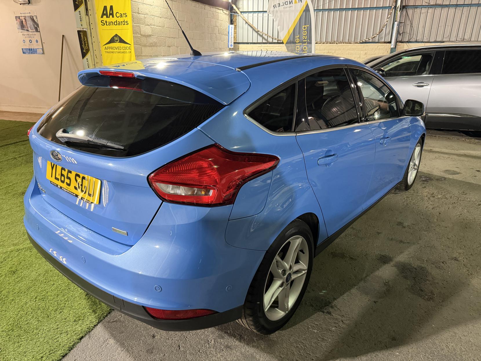 Ford Focus 1.0T EcoBoost Titanium Hatchback 5dr Petrol Manual Euro 6 (s/s) (125 ps)