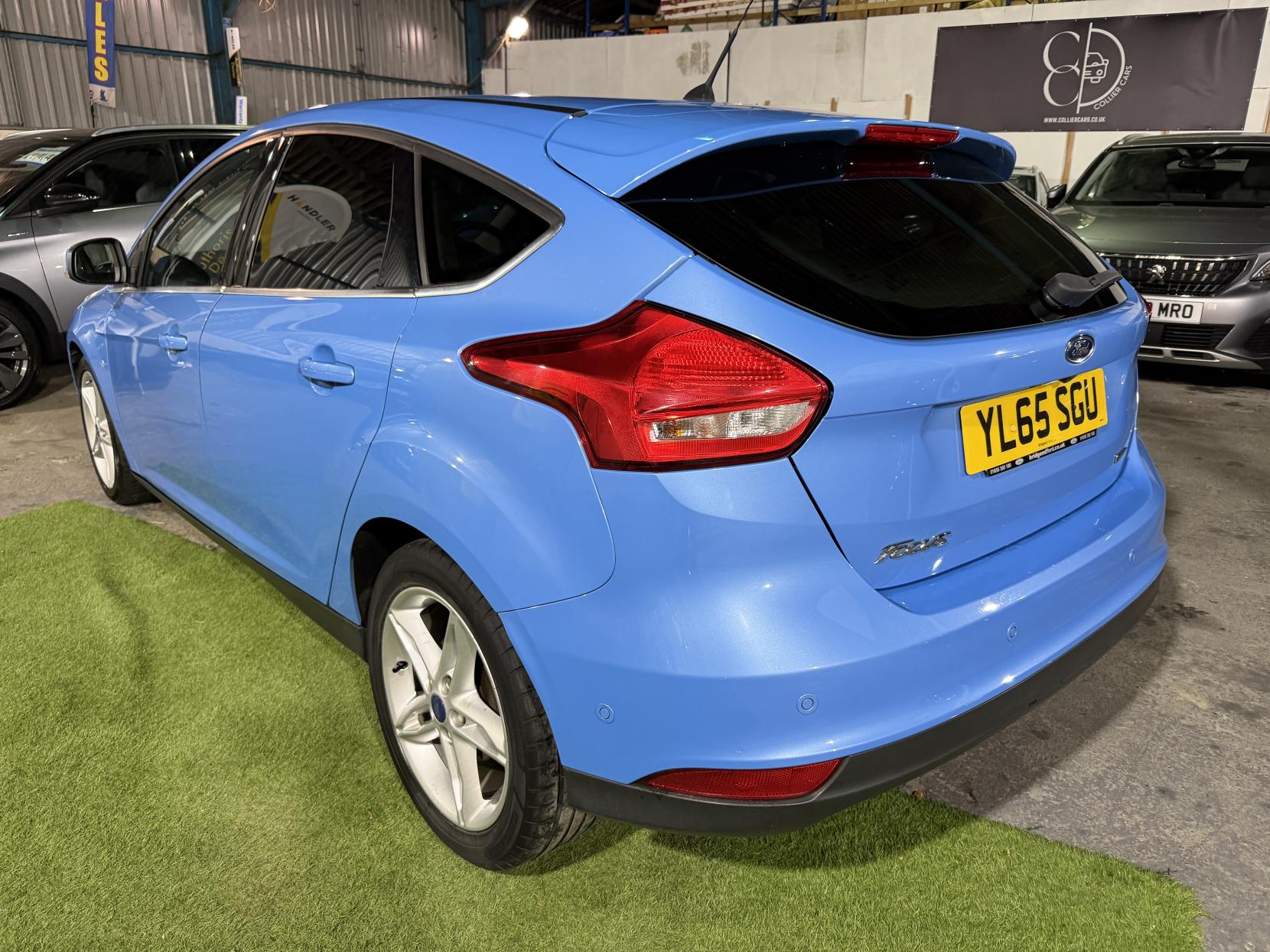 Ford Focus 1.0T EcoBoost Titanium Hatchback 5dr Petrol Manual Euro 6 (s/s) (125 ps)