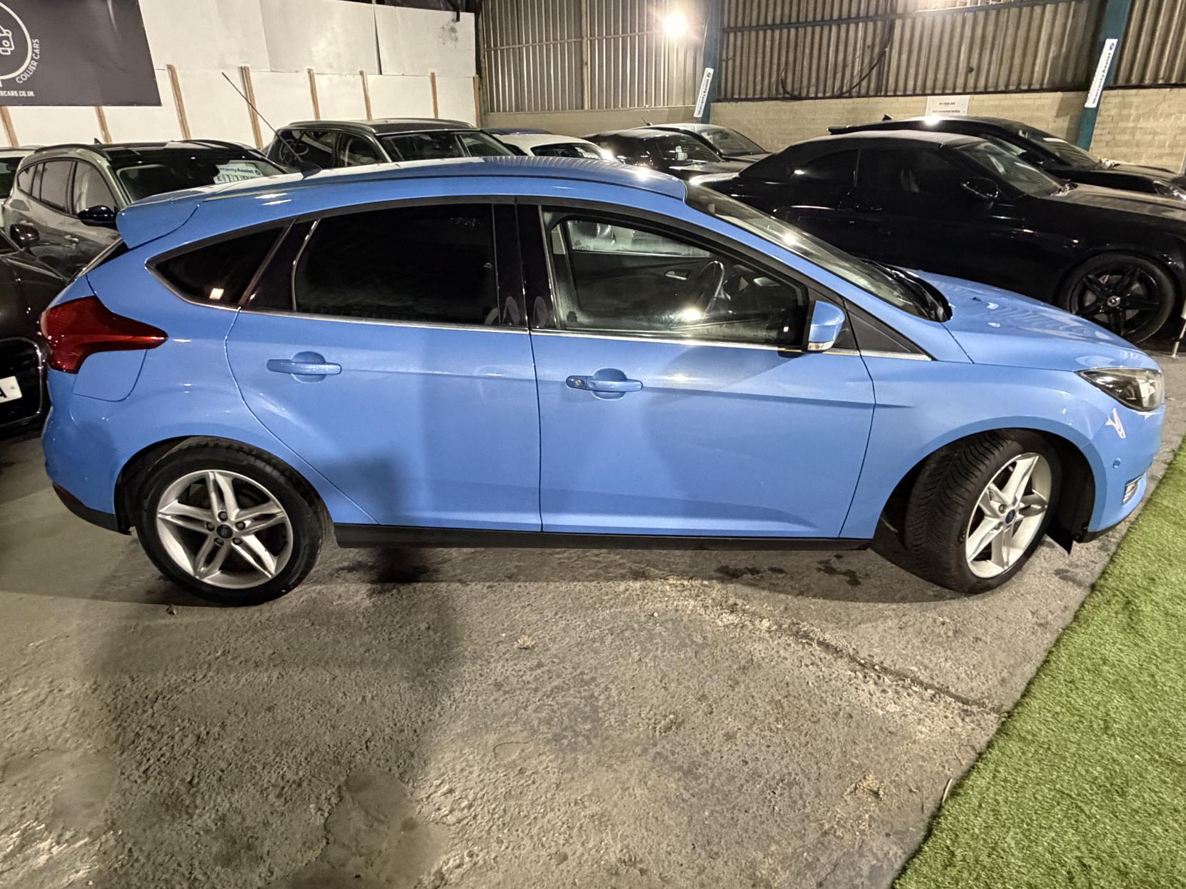 Ford Focus 1.0T EcoBoost Titanium Hatchback 5dr Petrol Manual Euro 6 (s/s) (125 ps)