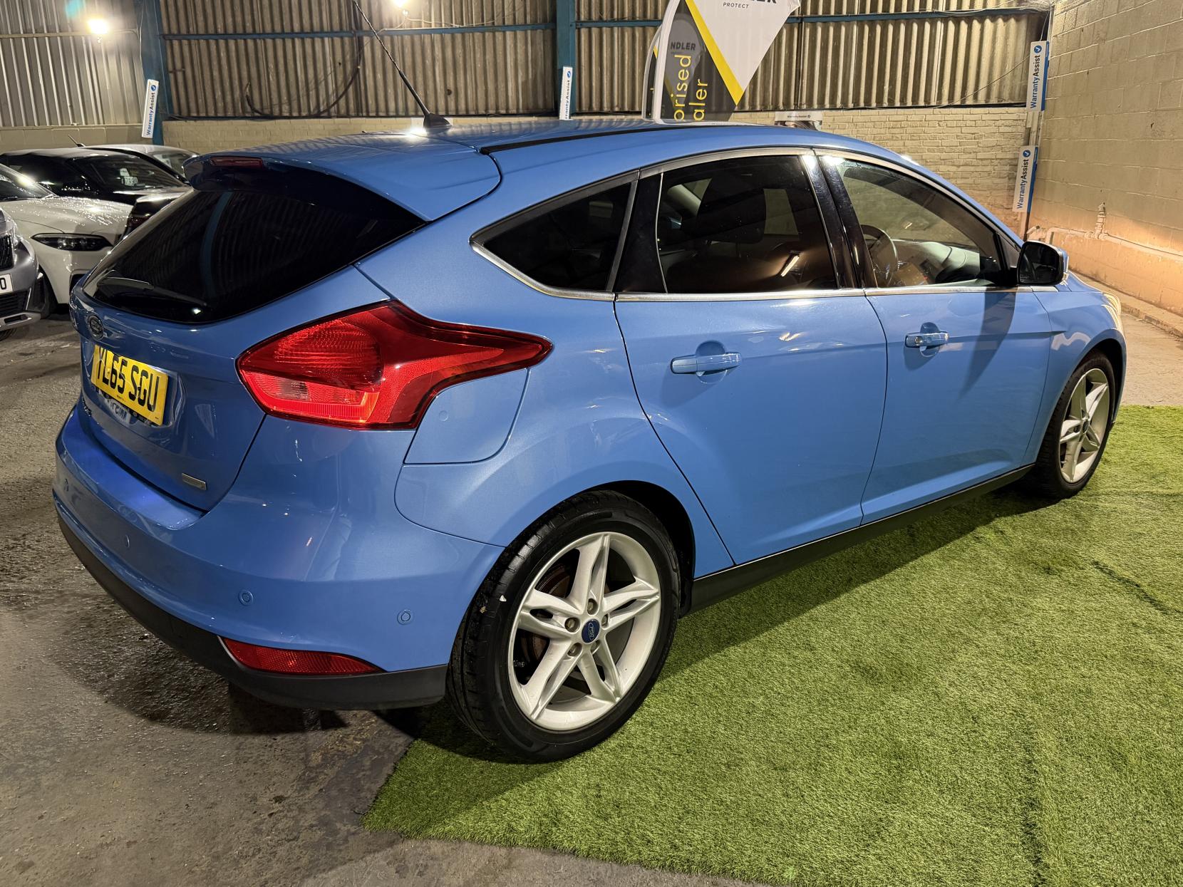 Ford Focus 1.0T EcoBoost Titanium Hatchback 5dr Petrol Manual Euro 6 (s/s) (125 ps)