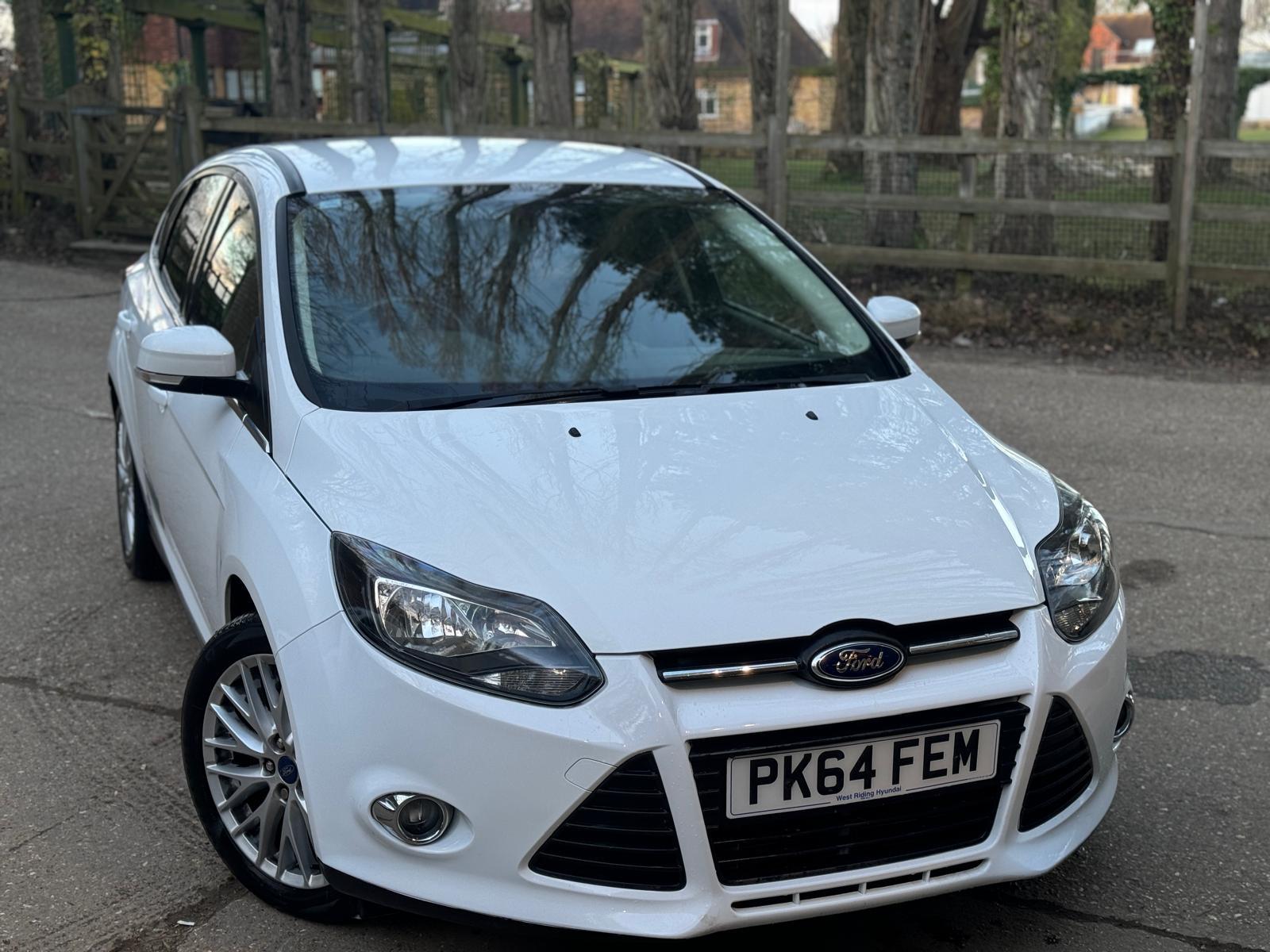 Ford Focus 1.0T EcoBoost Zetec Hatchback 5dr Petrol Manual Euro 5 (s/s) (100 ps)