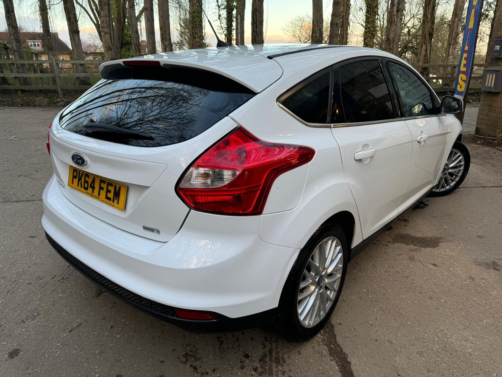 Ford Focus 1.0T EcoBoost Zetec Hatchback 5dr Petrol Manual Euro 5 (s/s) (100 ps)