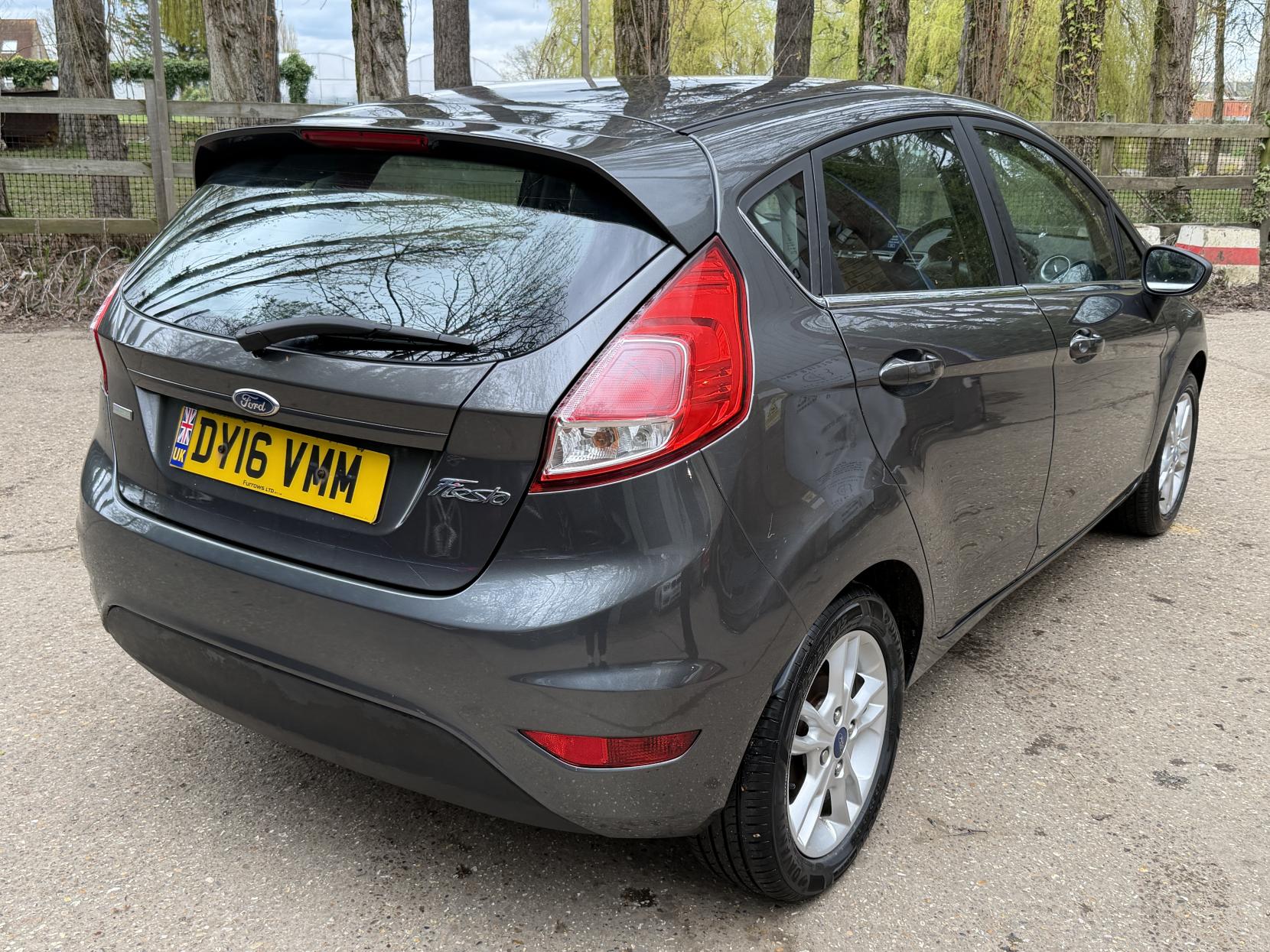 Ford Fiesta 1.0T EcoBoost Zetec Hatchback 5dr Petrol Manual Euro 6 (s/s) (100 ps)