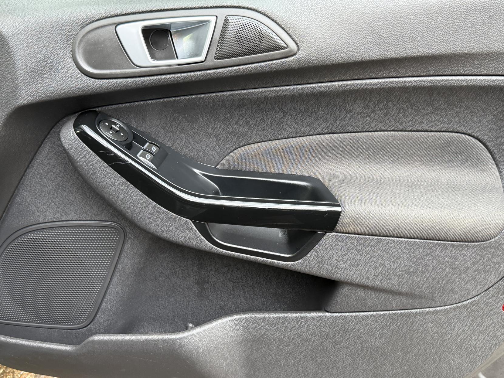 Ford Fiesta 1.0T EcoBoost Zetec Hatchback 5dr Petrol Manual Euro 6 (s/s) (100 ps)