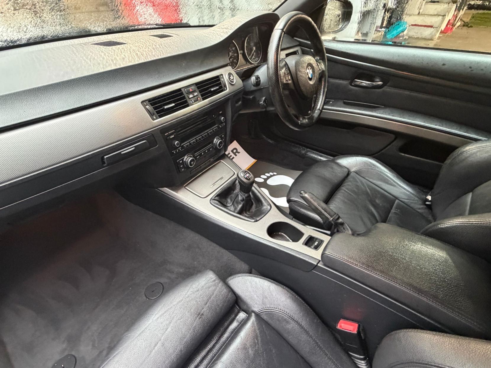 BMW 3 Series 2.0 320i M Sport Convertible 2dr Petrol Manual Euro 5 (s/s) (170 ps)