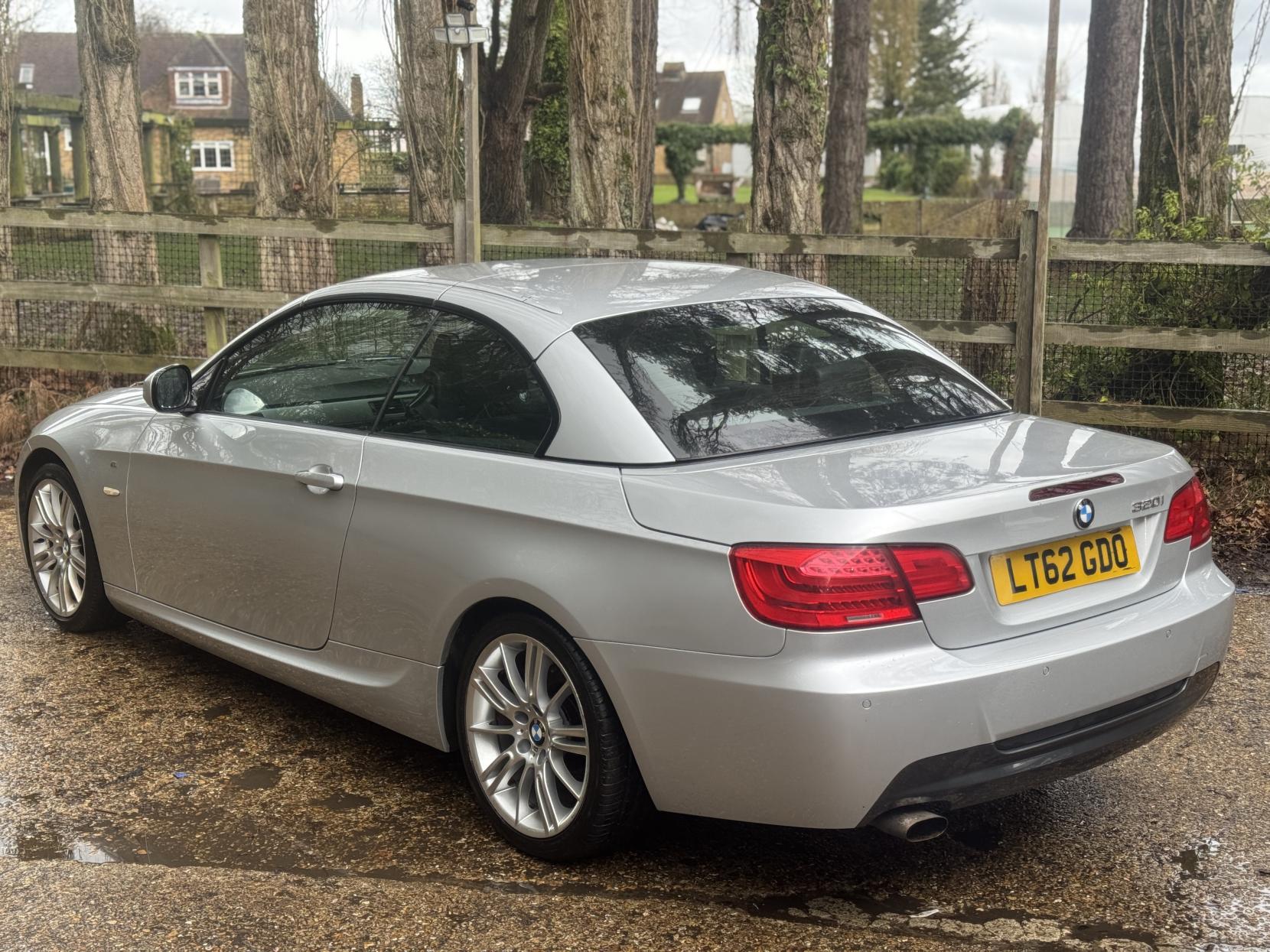 BMW 3 Series 2.0 320i M Sport Convertible 2dr Petrol Manual Euro 5 (s/s) (170 ps)