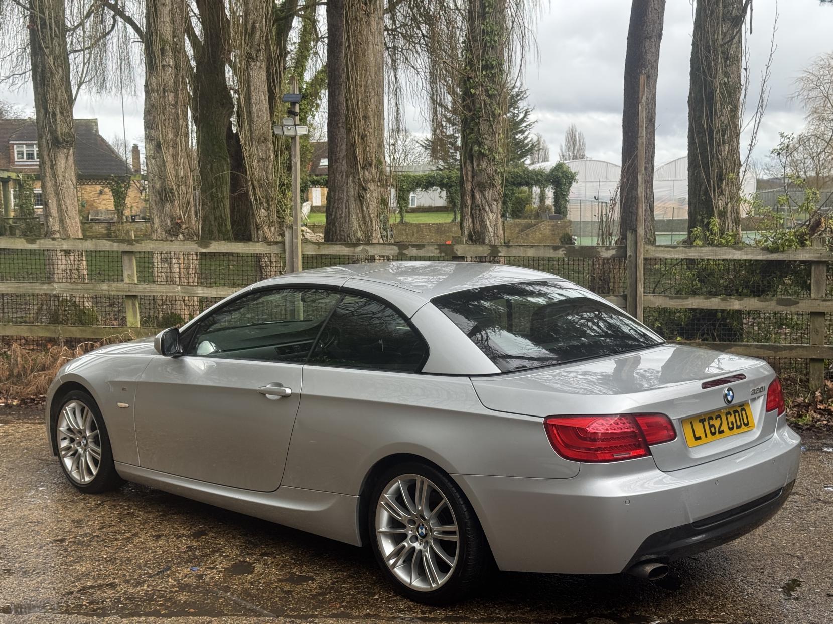 BMW 3 Series 2.0 320i M Sport Convertible 2dr Petrol Manual Euro 5 (s/s) (170 ps)