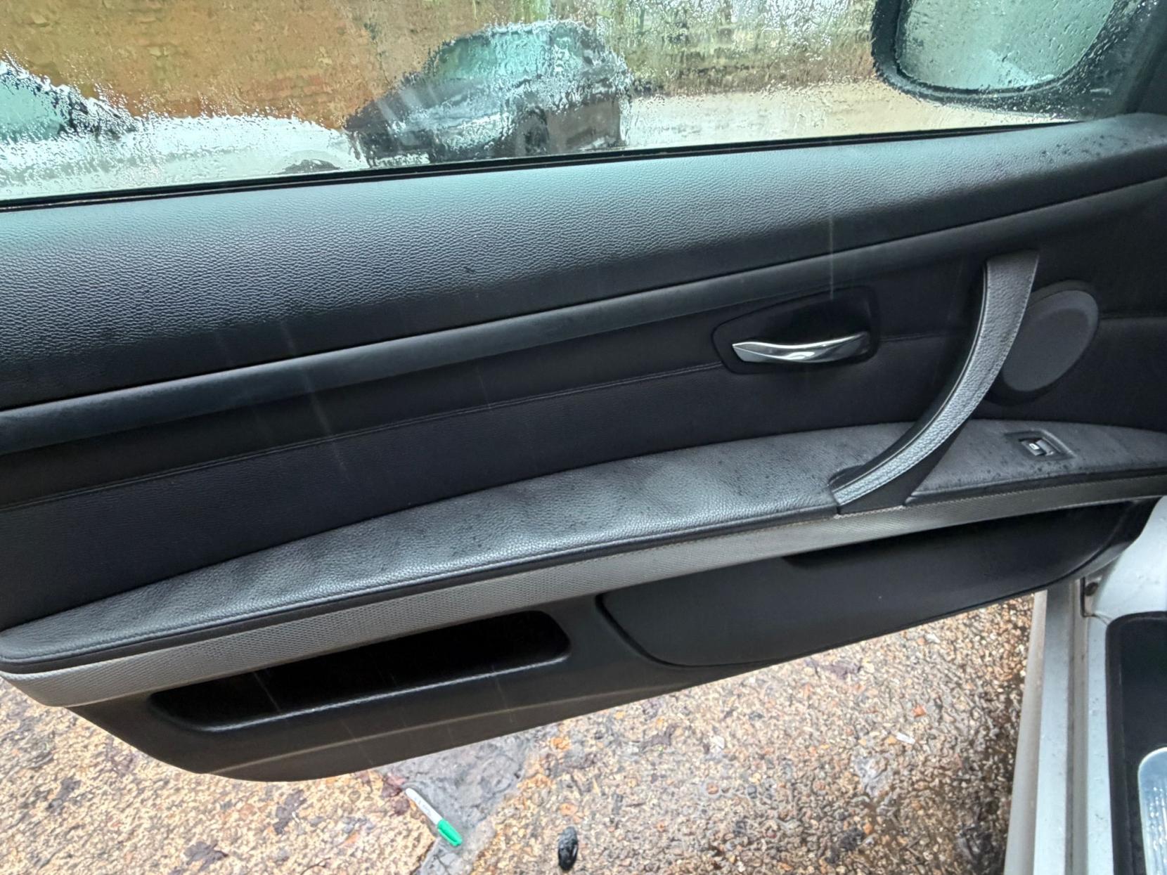 BMW 3 Series 2.0 320i M Sport Convertible 2dr Petrol Manual Euro 5 (s/s) (170 ps)