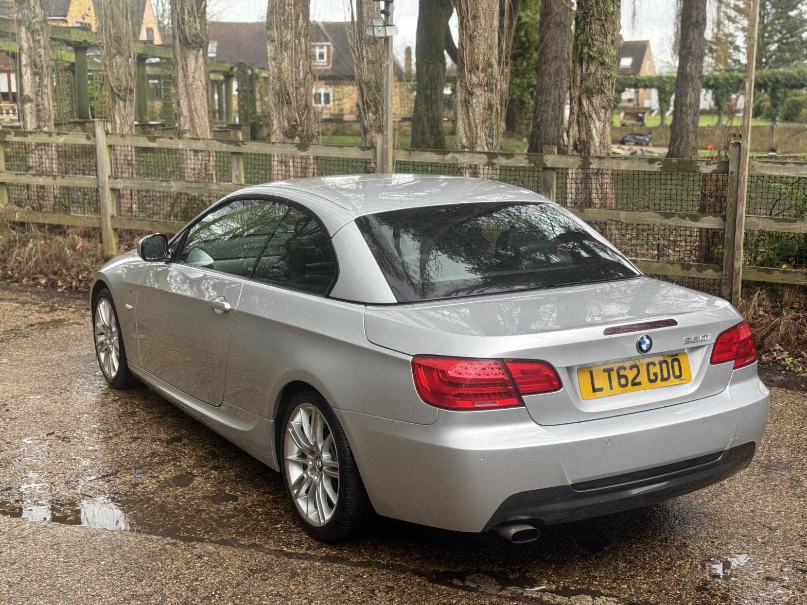 BMW 3 Series 2.0 320i M Sport Convertible 2dr Petrol Manual Euro 5 (s/s) (170 ps)