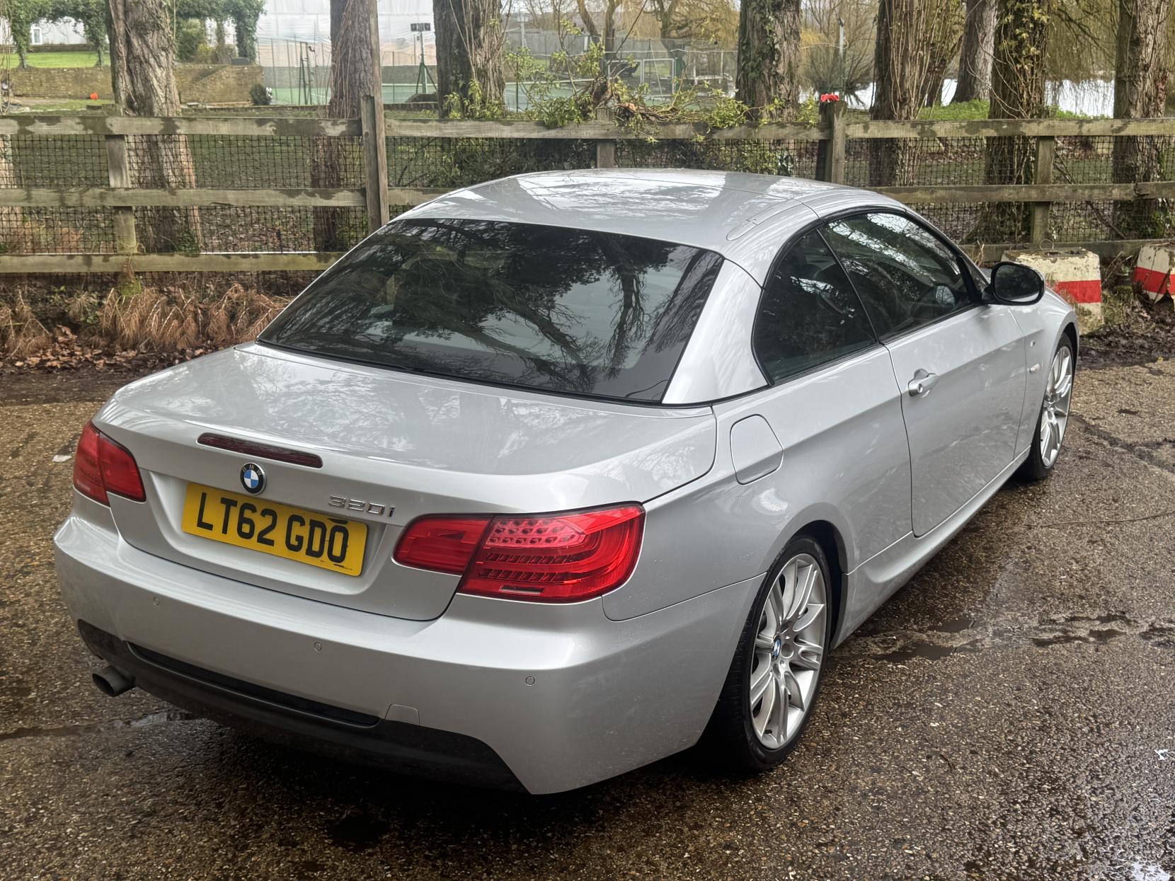 BMW 3 Series 2.0 320i M Sport Convertible 2dr Petrol Manual Euro 5 (s/s) (170 ps)