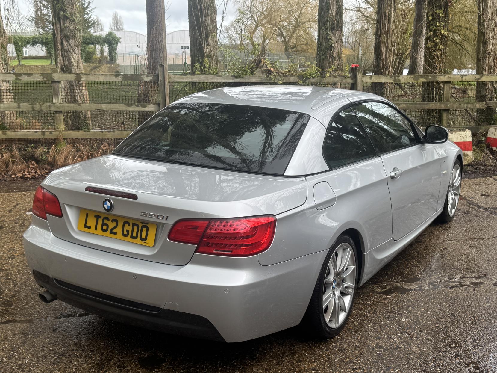 BMW 3 Series 2.0 320i M Sport Convertible 2dr Petrol Manual Euro 5 (s/s) (170 ps)
