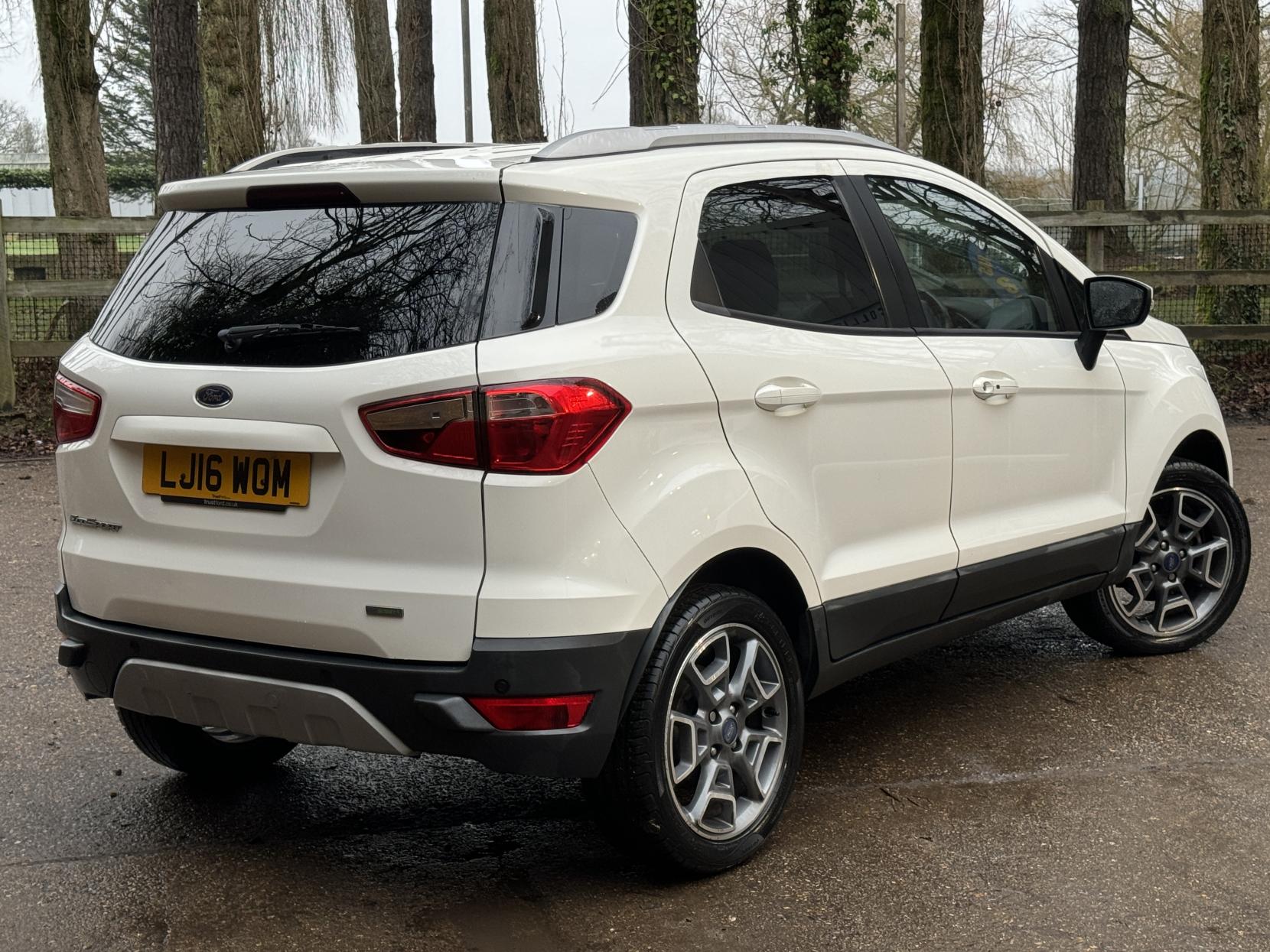 Ford EcoSport 1.0T EcoBoost Titanium SUV 5dr Petrol Manual 2WD Euro 5 (s/s) (125 ps)