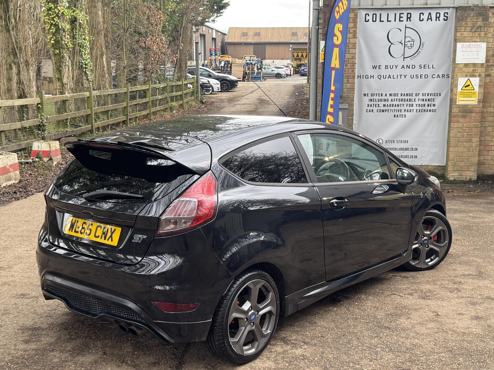 Ford Fiesta 1.6T EcoBoost ST-2 Hatchback 3dr Petrol Manual Euro 6 (182 ps)