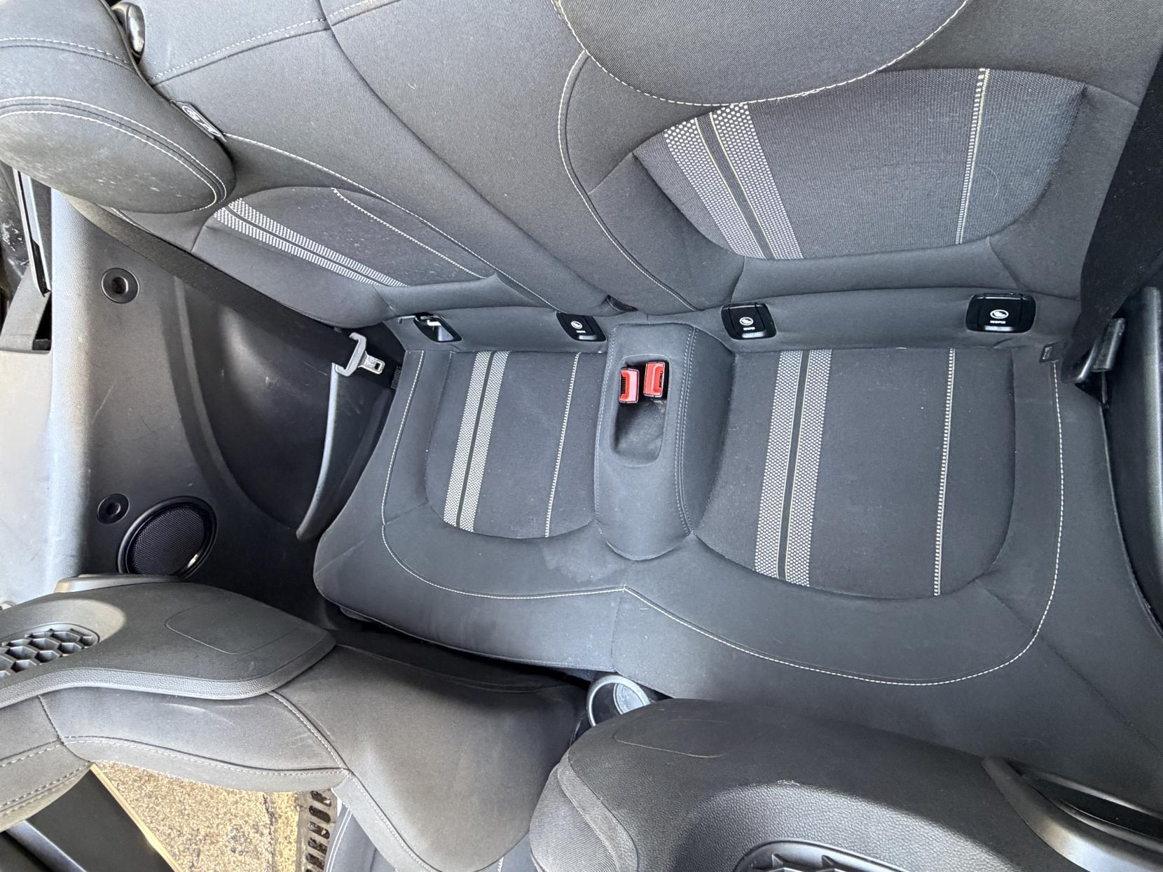 MINI Convertible 1.5 Cooper Sport Convertible 2dr Petrol Steptronic Euro 6 (s/s) (136 ps)