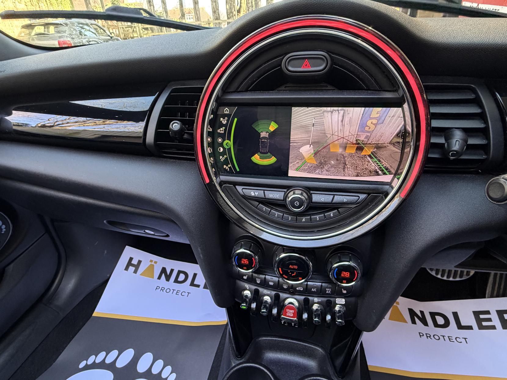 MINI Convertible 1.5 Cooper Sport Convertible 2dr Petrol Steptronic Euro 6 (s/s) (136 ps)