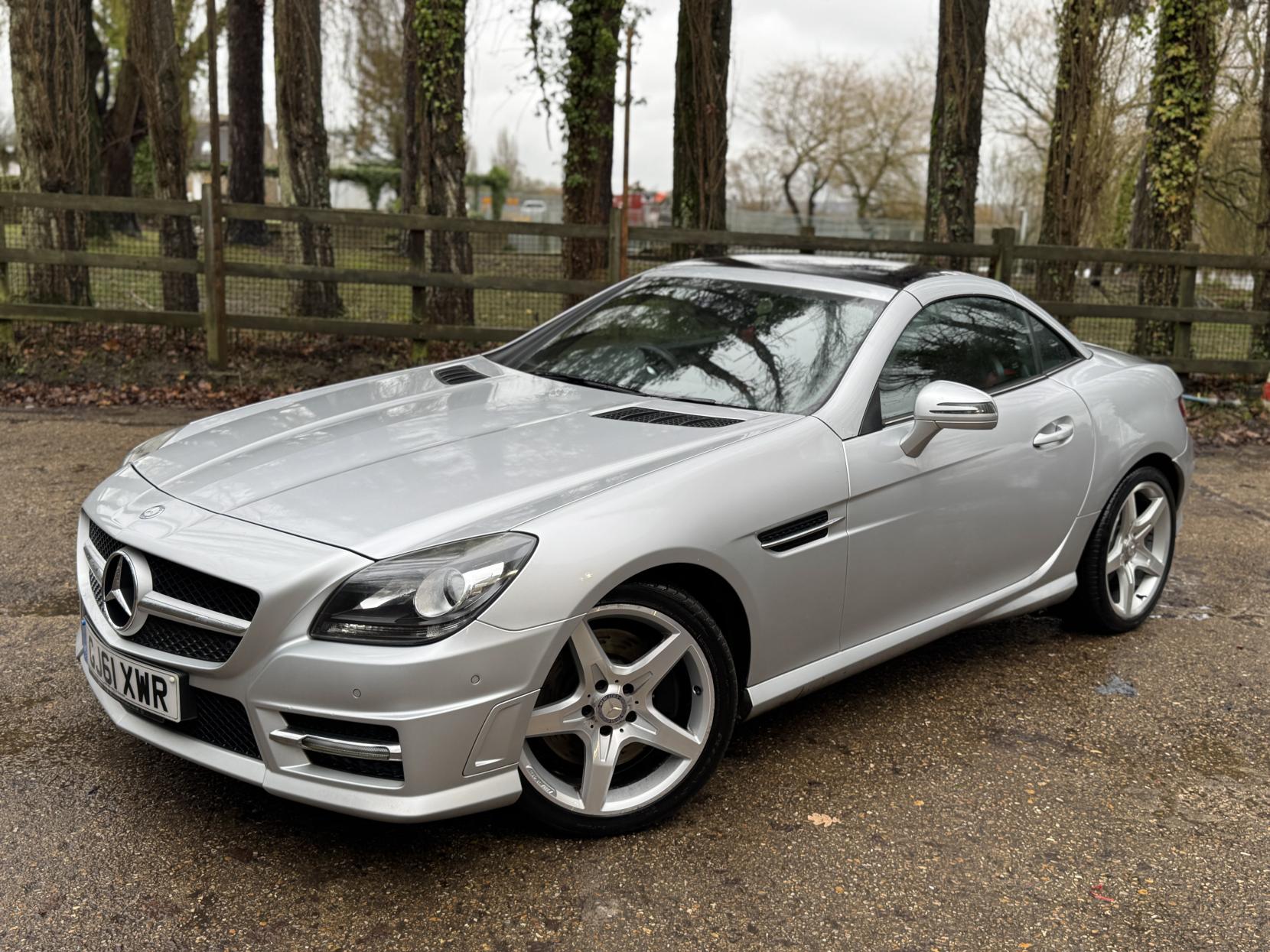 Mercedes-Benz SLK 1.8 SLK250 BlueEfficiency AMG Sport Edition 125 Convertible 2dr Petrol G-Tronic+ Euro 5 (s/s) (204 ps)