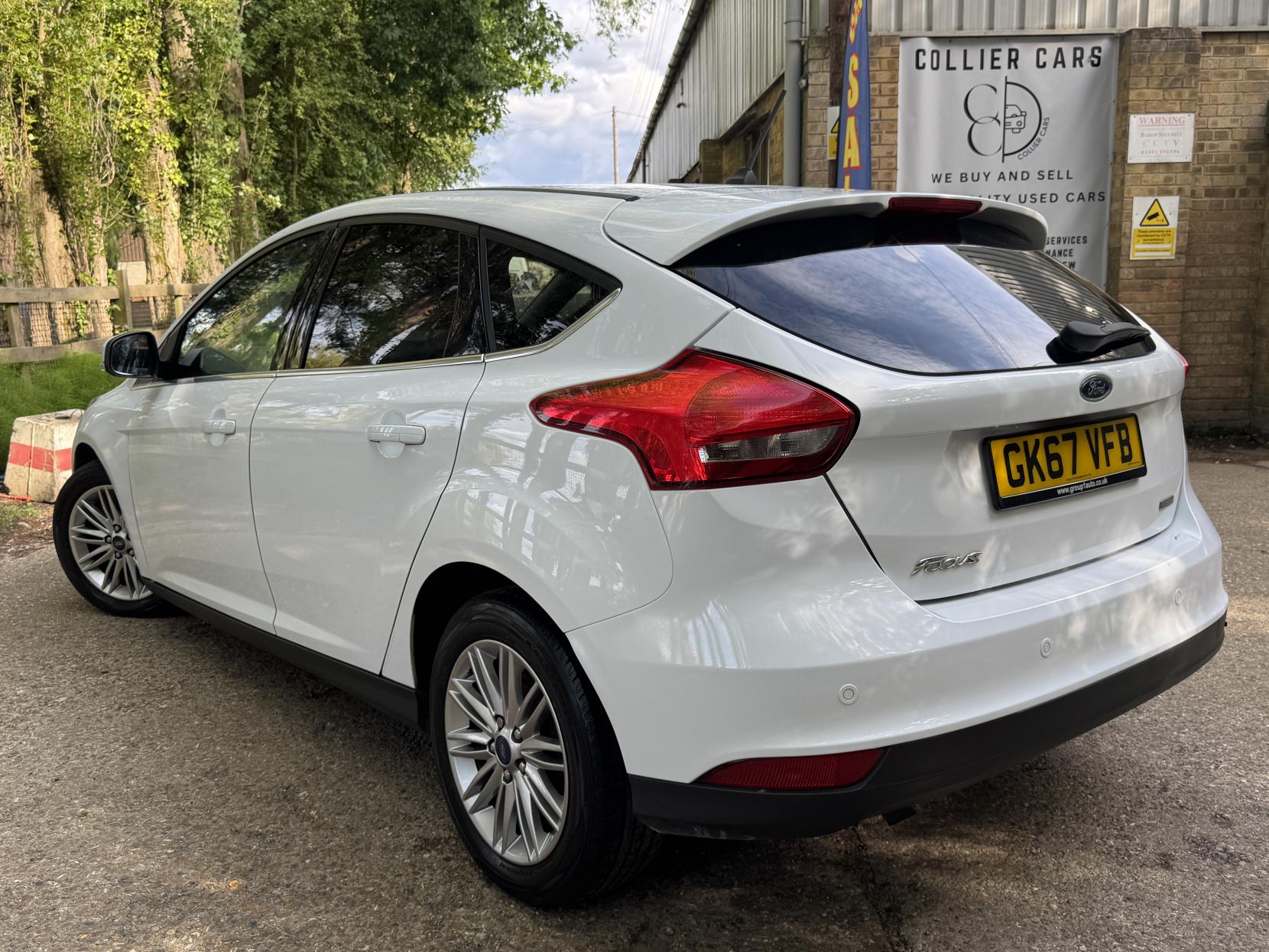 Ford Focus 1.0T EcoBoost Zetec Edition Hatchback 5dr Petrol Manual Euro 6 (s/s) (100 ps)