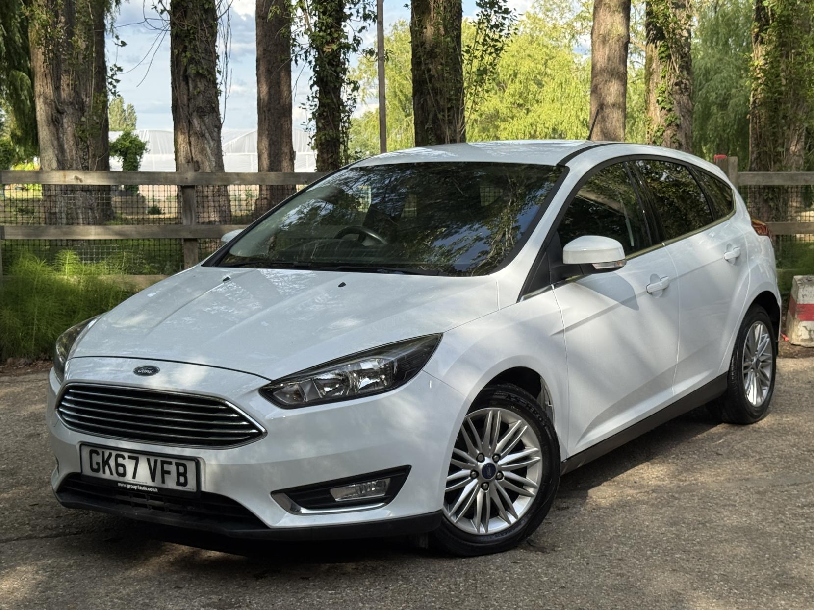 Ford Focus 1.0T EcoBoost Zetec Edition Hatchback 5dr Petrol Manual Euro 6 (s/s) (100 ps)