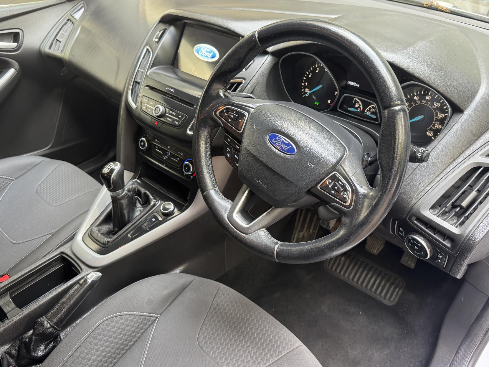 Ford Focus 1.0T EcoBoost Zetec Edition Hatchback 5dr Petrol Manual Euro 6 (s/s) (100 ps)