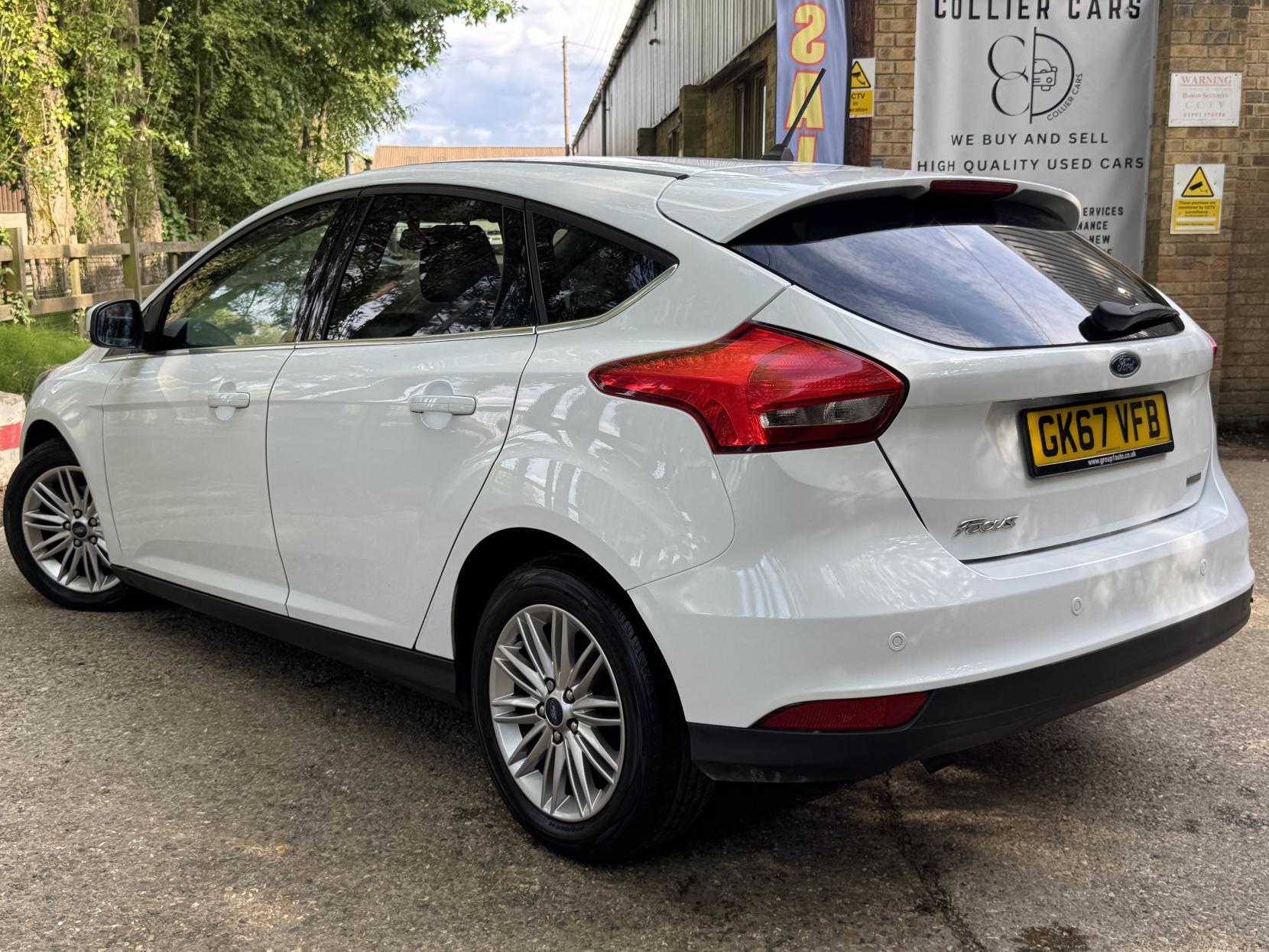 Ford Focus 1.0T EcoBoost Zetec Edition Hatchback 5dr Petrol Manual Euro 6 (s/s) (100 ps)