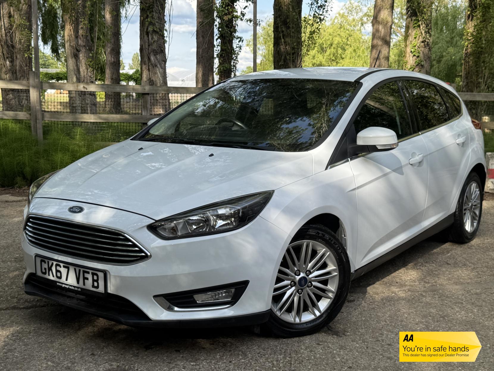 Ford Focus 1.0T EcoBoost Zetec Edition Hatchback 5dr Petrol Manual Euro 6 (s/s) (100 ps)