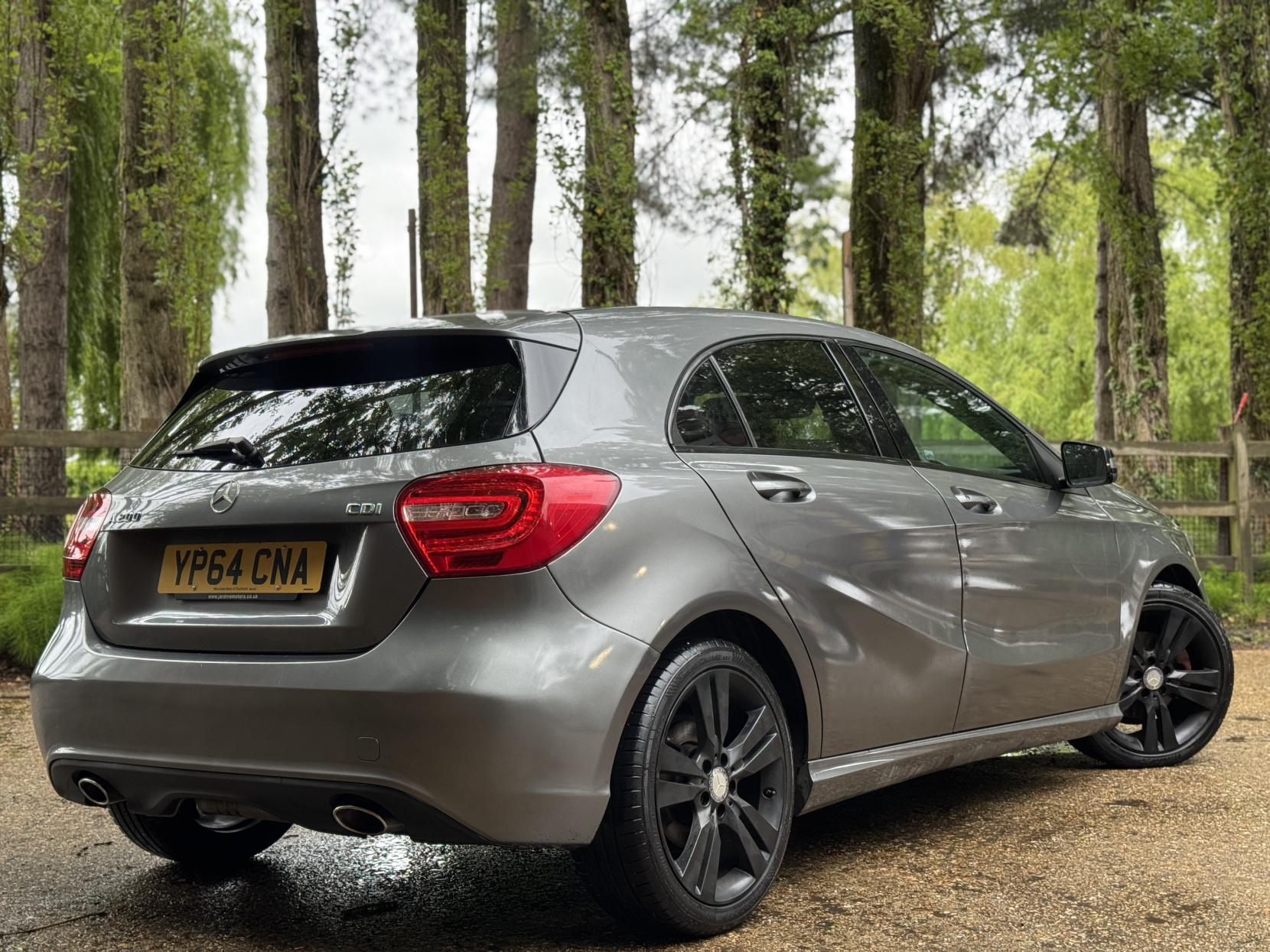 Mercedes-Benz A Class 2.1 A200 CDI Sport Hatchback 5dr Diesel 7G-DCT Euro 6 (s/s) (136 ps)