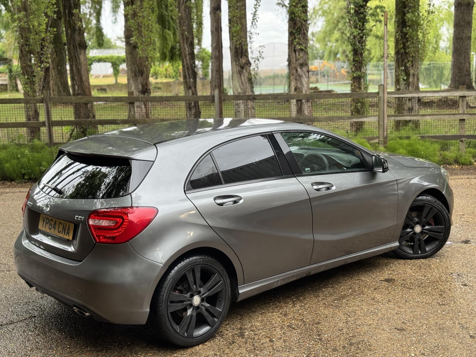 Mercedes-Benz A Class 2.1 A200 CDI Sport Hatchback 5dr Diesel 7G-DCT Euro 6 (s/s) (136 ps)
