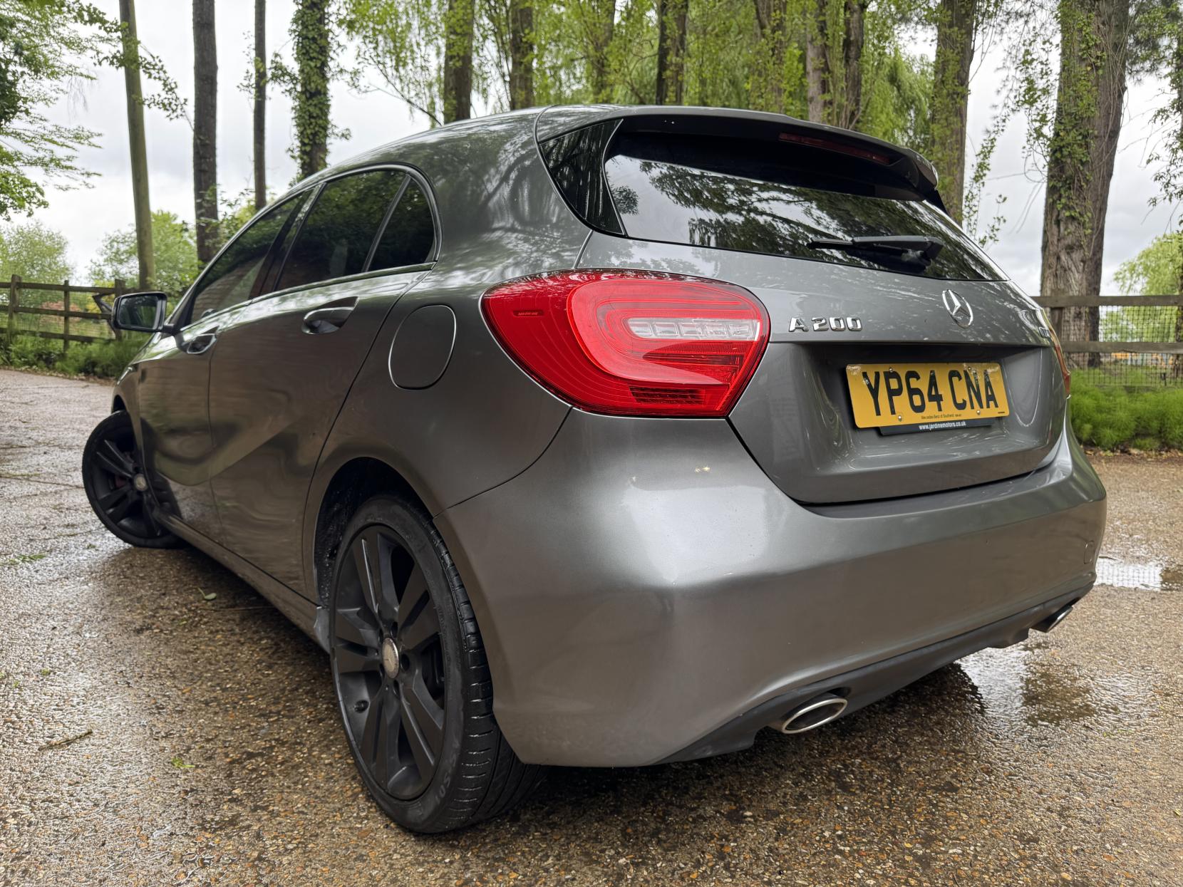 Mercedes-Benz A Class 2.1 A200 CDI Sport Hatchback 5dr Diesel 7G-DCT Euro 6 (s/s) (136 ps)