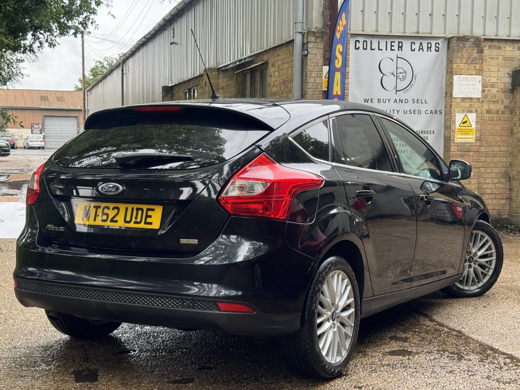 Ford Focus 1.0T EcoBoost Zetec Hatchback 5dr Petrol Manual Euro 5 (s/s) (125 ps)
