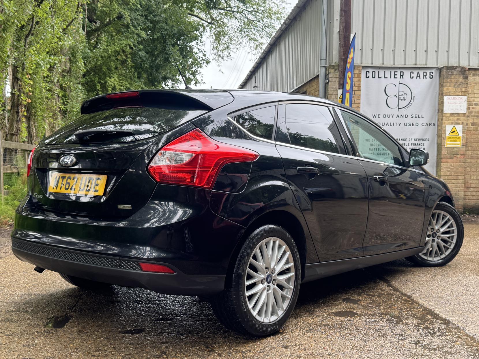 Ford Focus 1.0T EcoBoost Zetec Hatchback 5dr Petrol Manual Euro 5 (s/s) (125 ps)