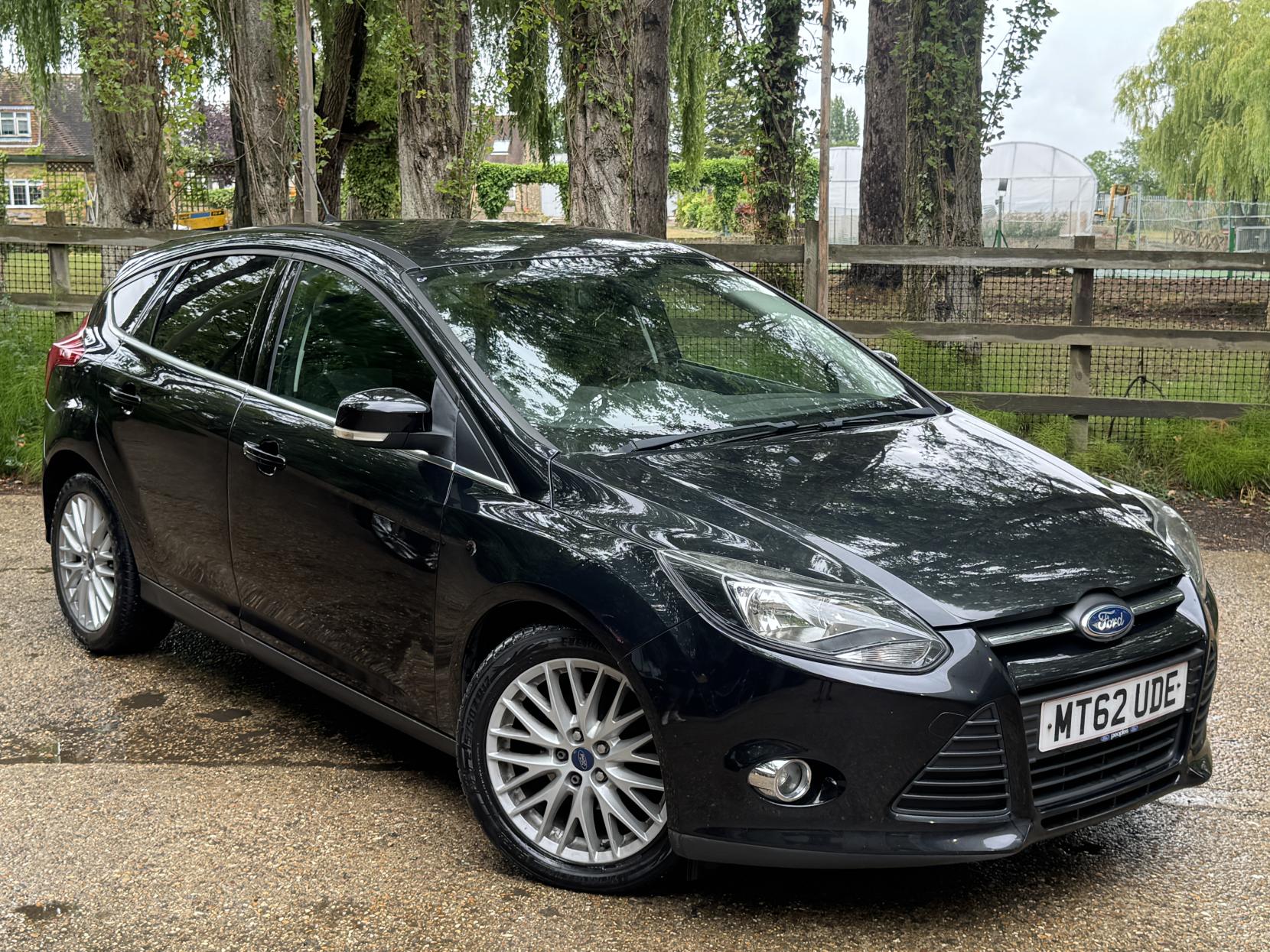 Ford Focus 1.0T EcoBoost Zetec Hatchback 5dr Petrol Manual Euro 5 (s/s) (125 ps)