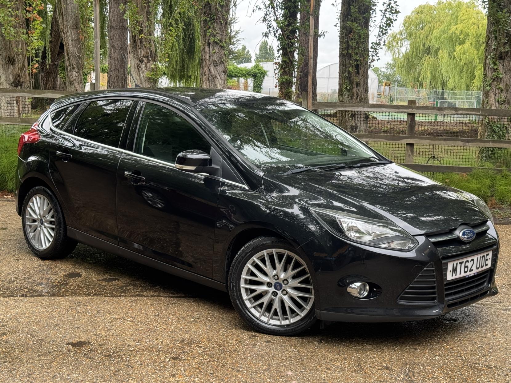Ford Focus 1.0T EcoBoost Zetec Hatchback 5dr Petrol Manual Euro 5 (s/s) (125 ps)