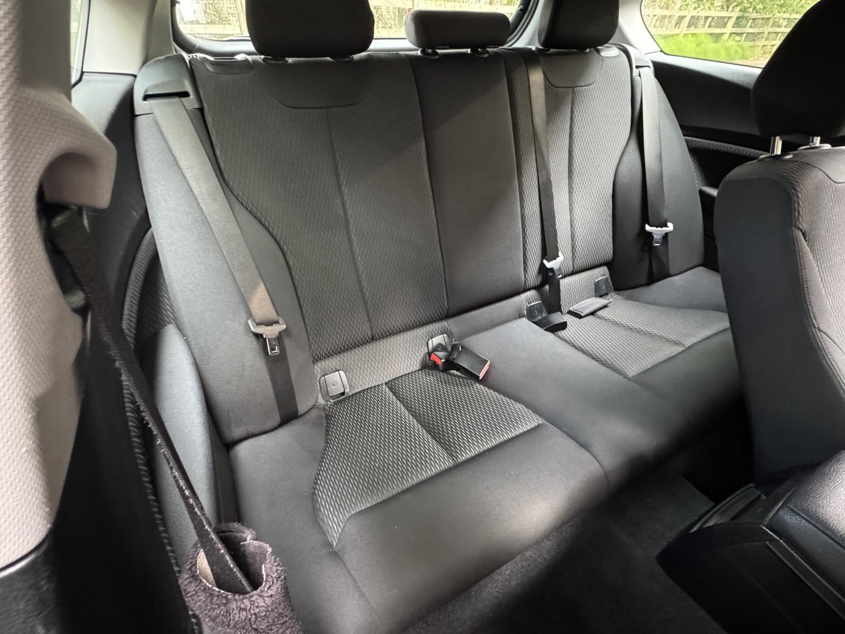 BMW 1 Series 1.5 118i SE Hatchback 3dr Petrol Manual Euro 6 (s/s) (136 ps)