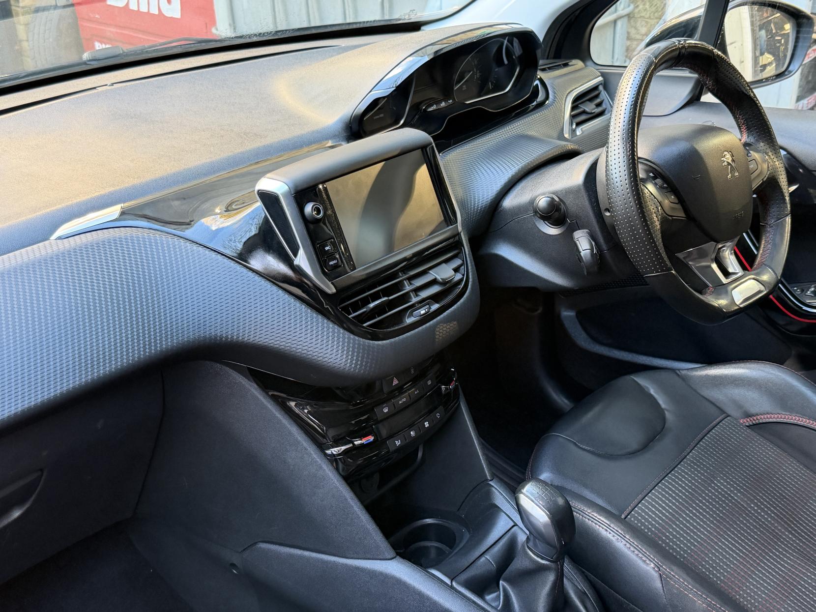 Peugeot 208 1.2 PureTech GT Line Hatchback 5dr Petrol Manual Euro 6 (s/s) (110 ps)